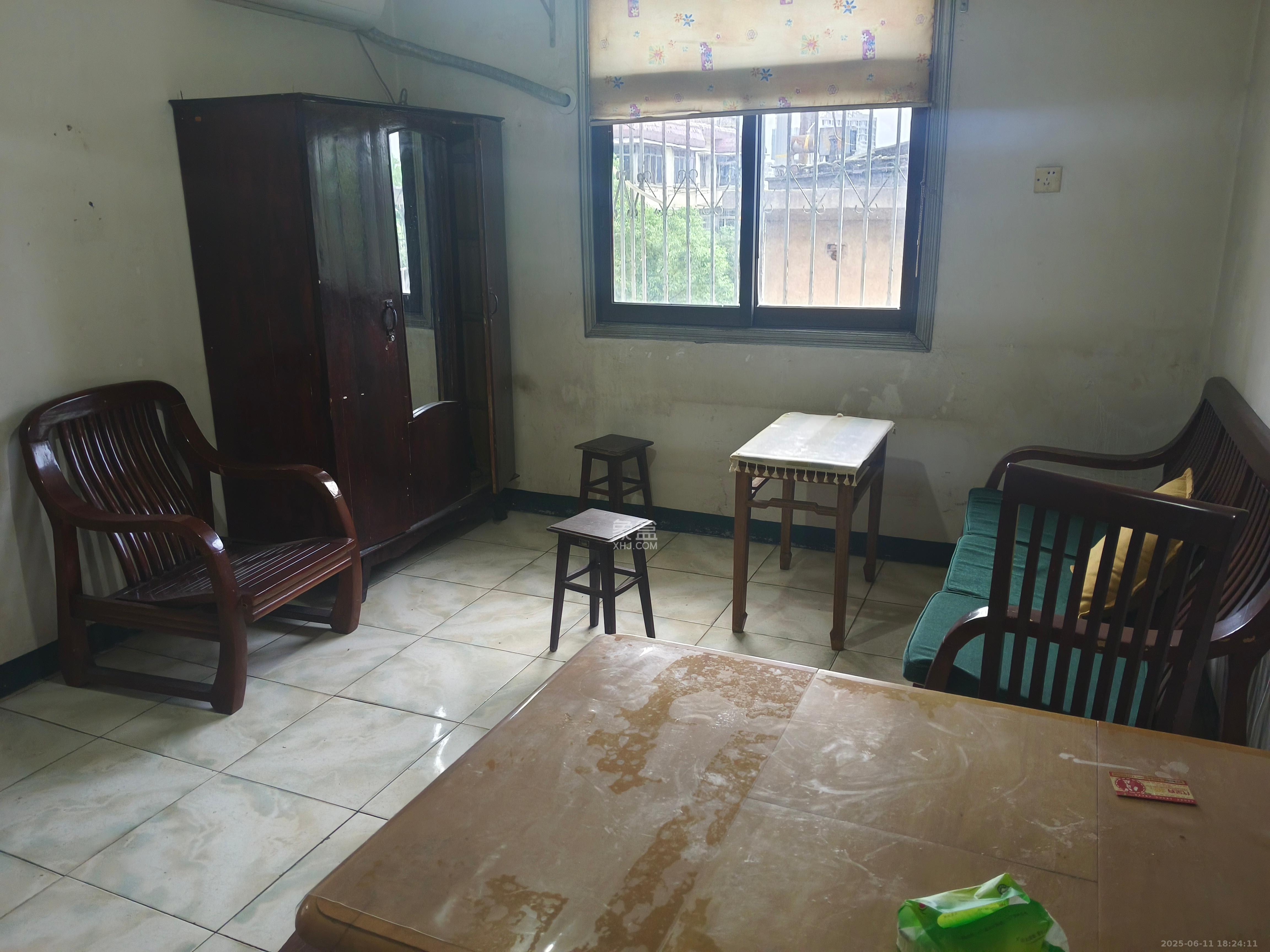 砂子塘社区 2室1厅1卫 1600.0元/月 砂子塘社区 2室1厅1卫 1600.0元/月室内图