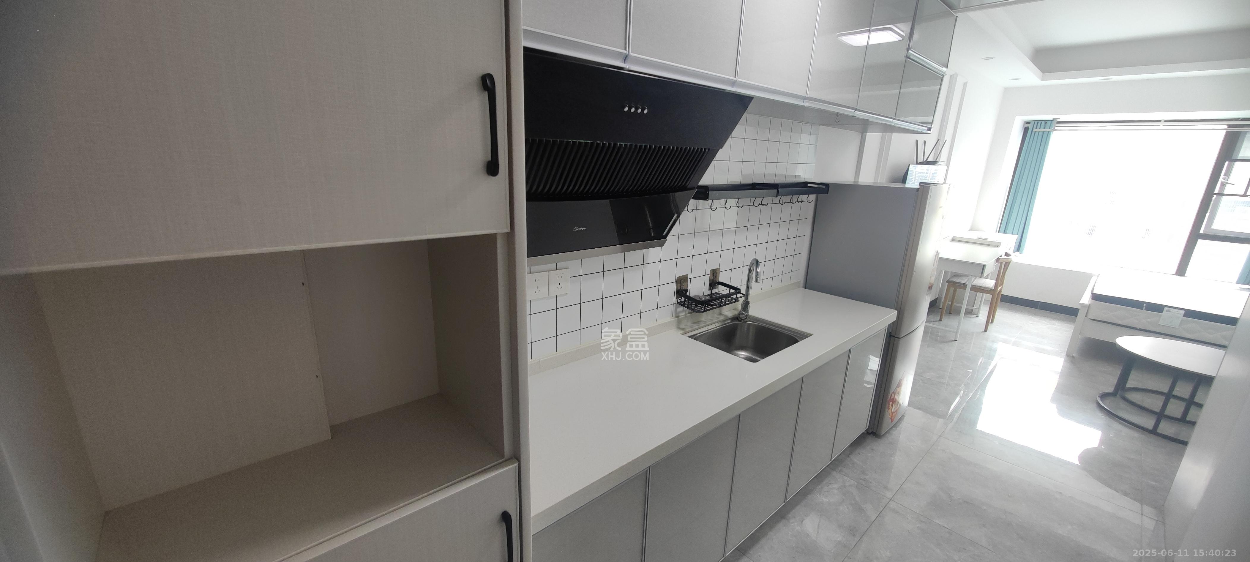 奥园城市天骄一期  1室1厅1卫   1600.00元/月室内图