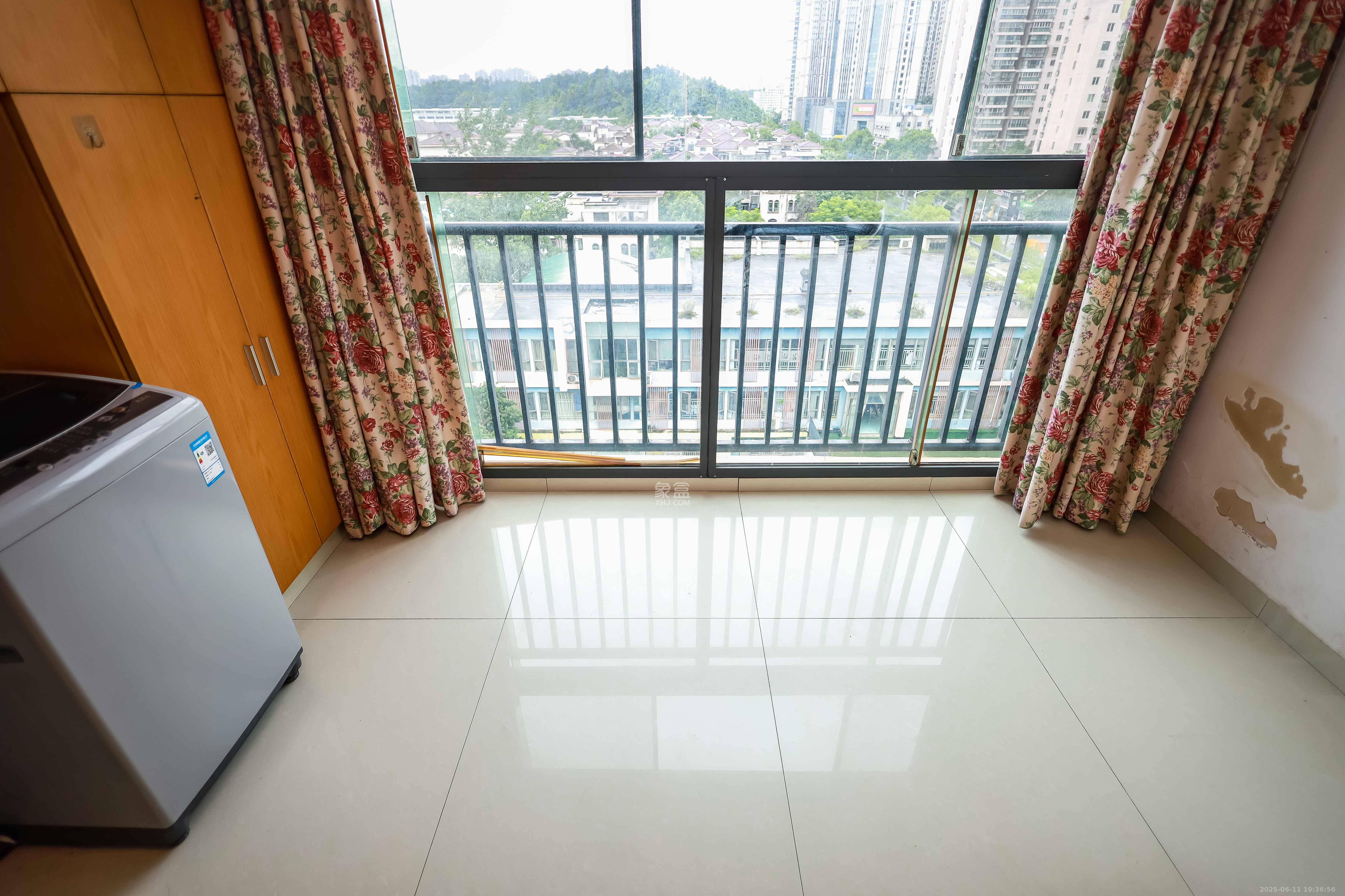 卓越蔚蓝海岸一期 2室2厅1卫 1800.0元/月 卓越蔚蓝海岸一期 2室2厅1卫 1800.0元/月室内图