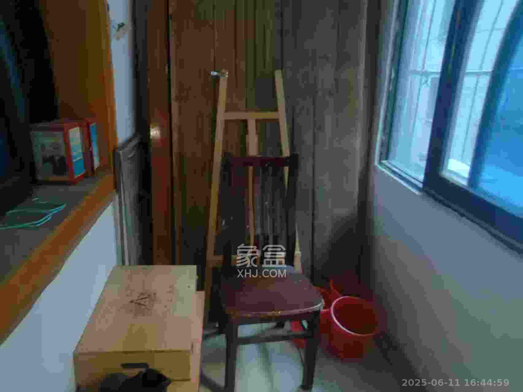 华达家园  3室2厅1卫   1800.00元/月室内图
