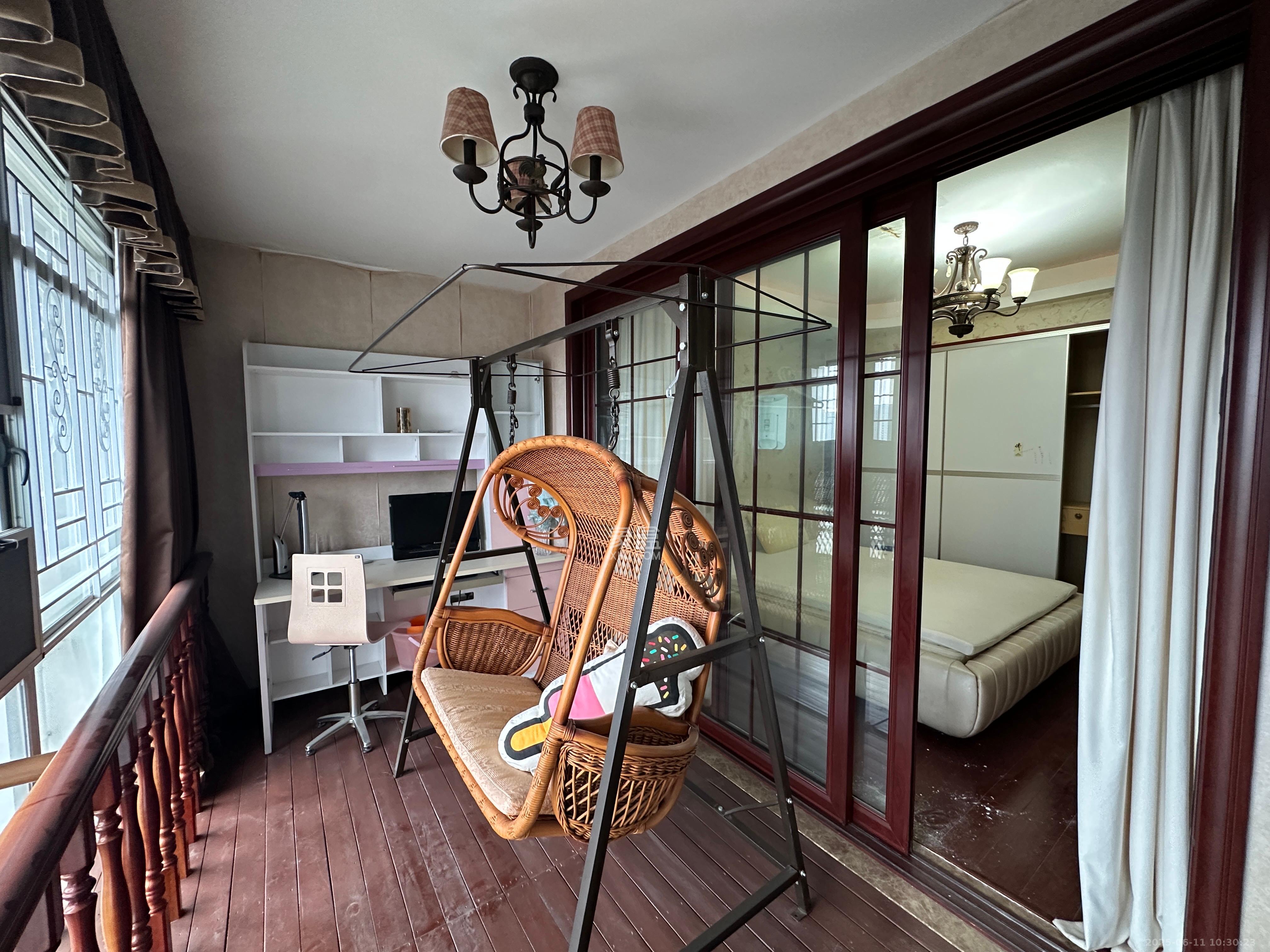 白沙湾嘉园 5室2厅2卫 6000.0元/月 白沙湾嘉园 5室2厅2卫 6000.0元/月室内图