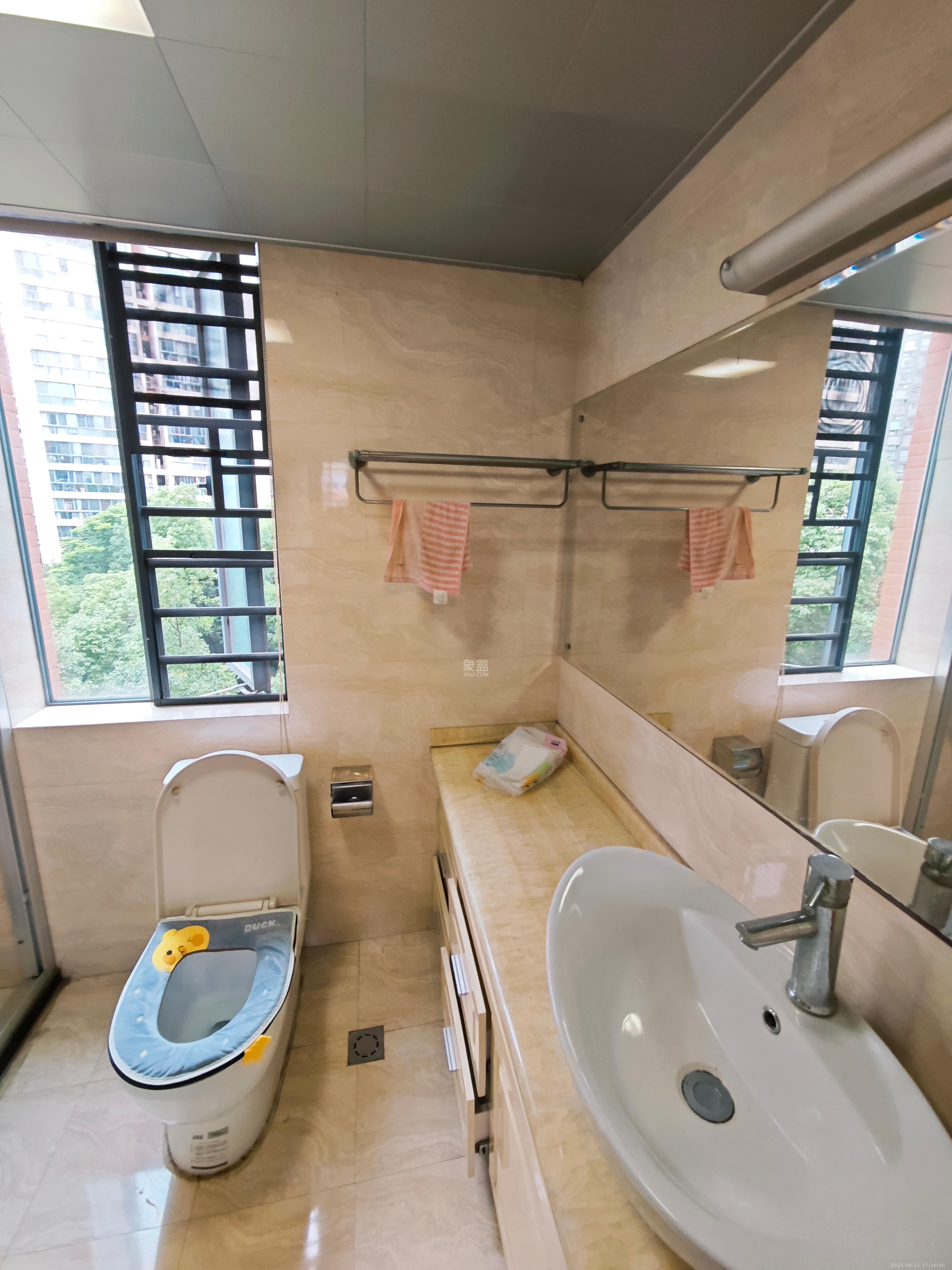 滨江君悦香邸 5室2厅2卫 4000.0元/月 滨江君悦香邸 5室2厅2卫 4000.0元/月室内图