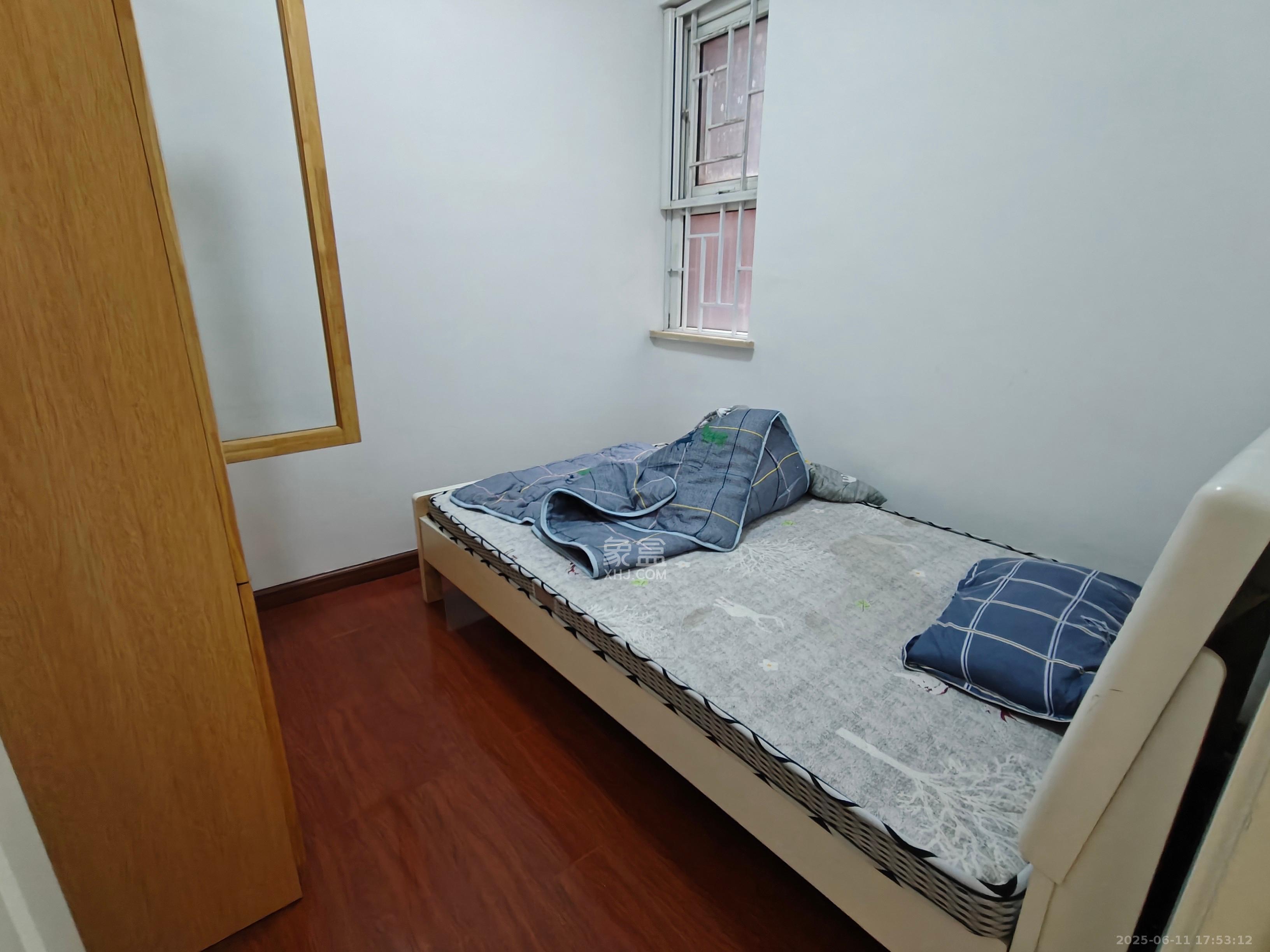 联美品格  3室2厅2卫   2200.00元/月室内图