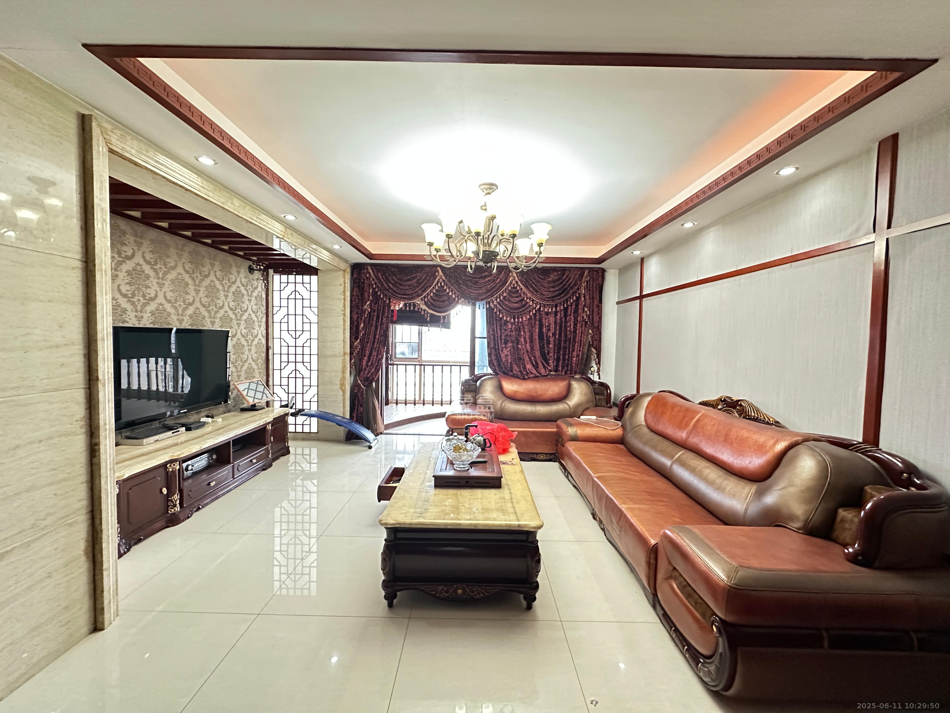 白沙湾嘉园 5室2厅2卫 6000.0元/月 白沙湾嘉园 5室2厅2卫 6000.0元/月室内图