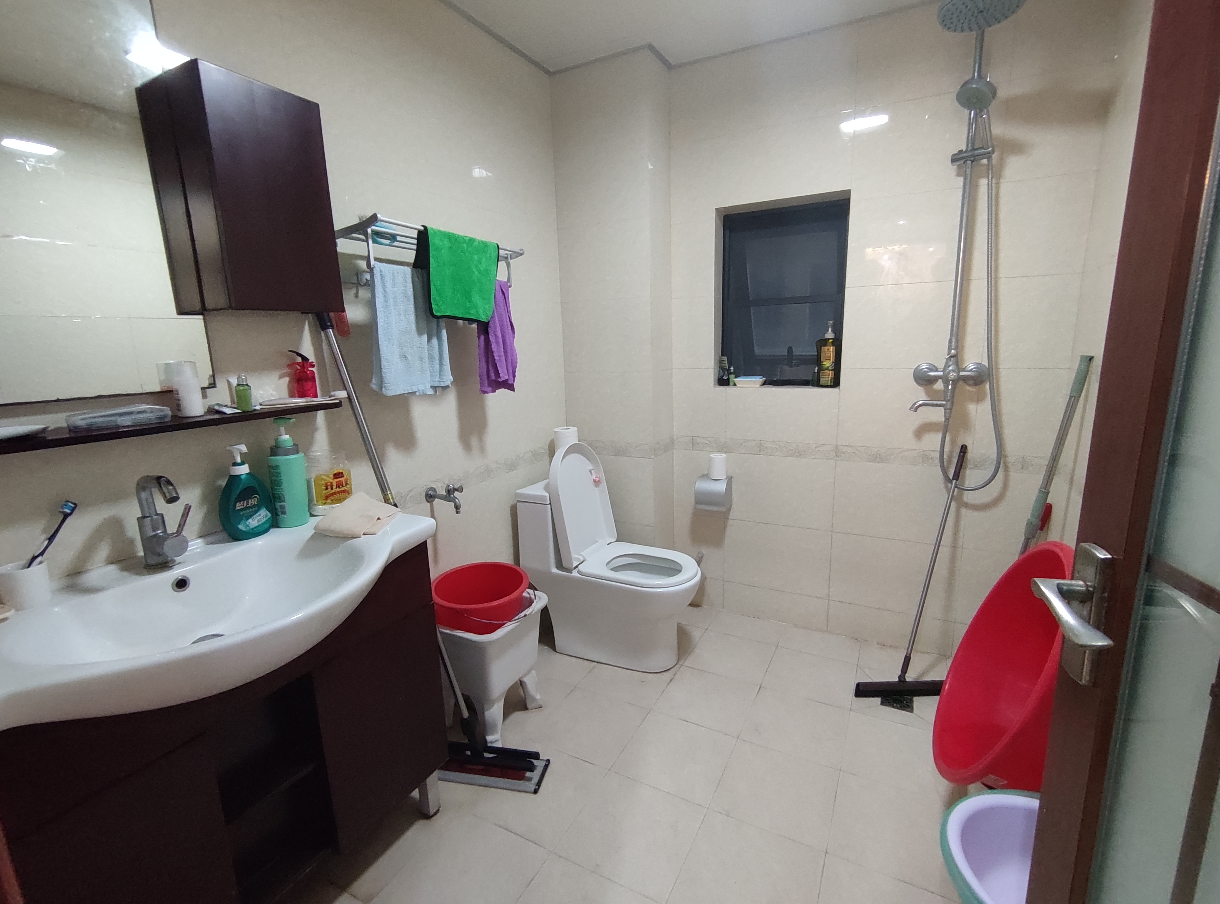 海口湾1号 2室2厅1卫 5000.0元/月 海口湾1号 2室2厅1卫 5000.0元/月室内图