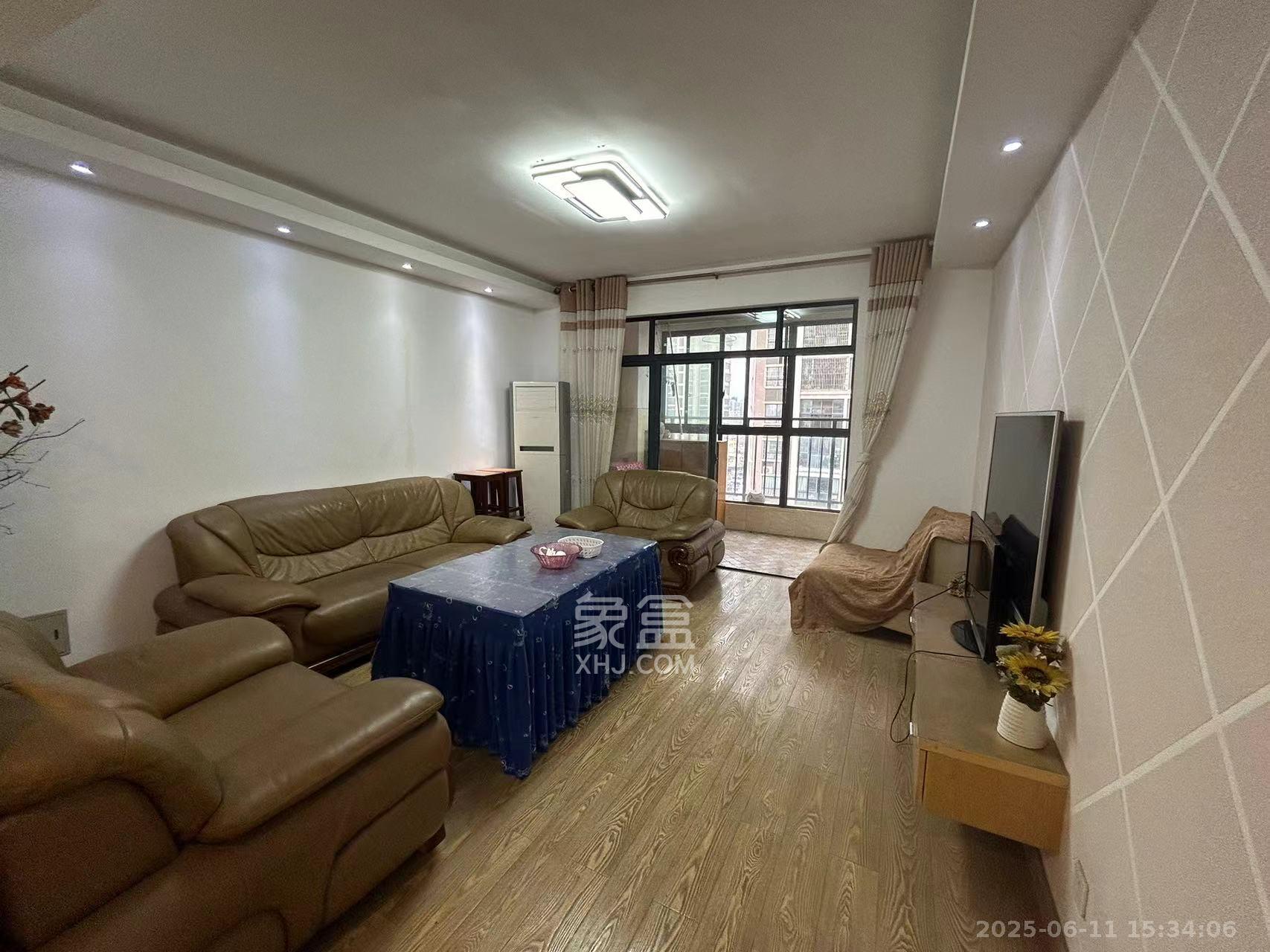 曙光领峰(曙光家园)  3室2厅1卫    3300.0元/月 曙光领峰(曙光家园)  3室2厅1卫    3300.0元/月