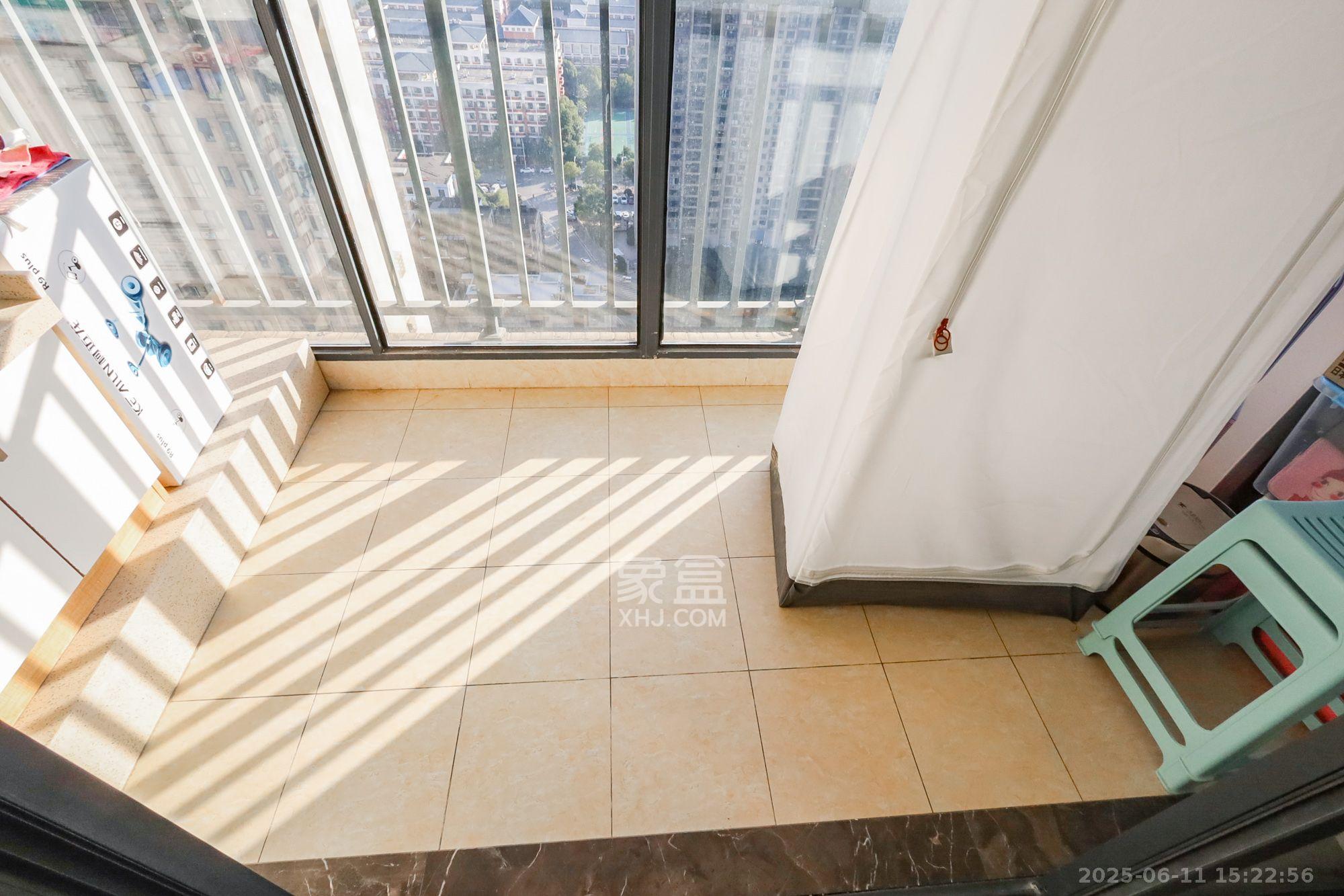 钰龙天下一期 2室2厅1卫 2200.0元/月 钰龙天下一期 2室2厅1卫 2200.0元/月室内图