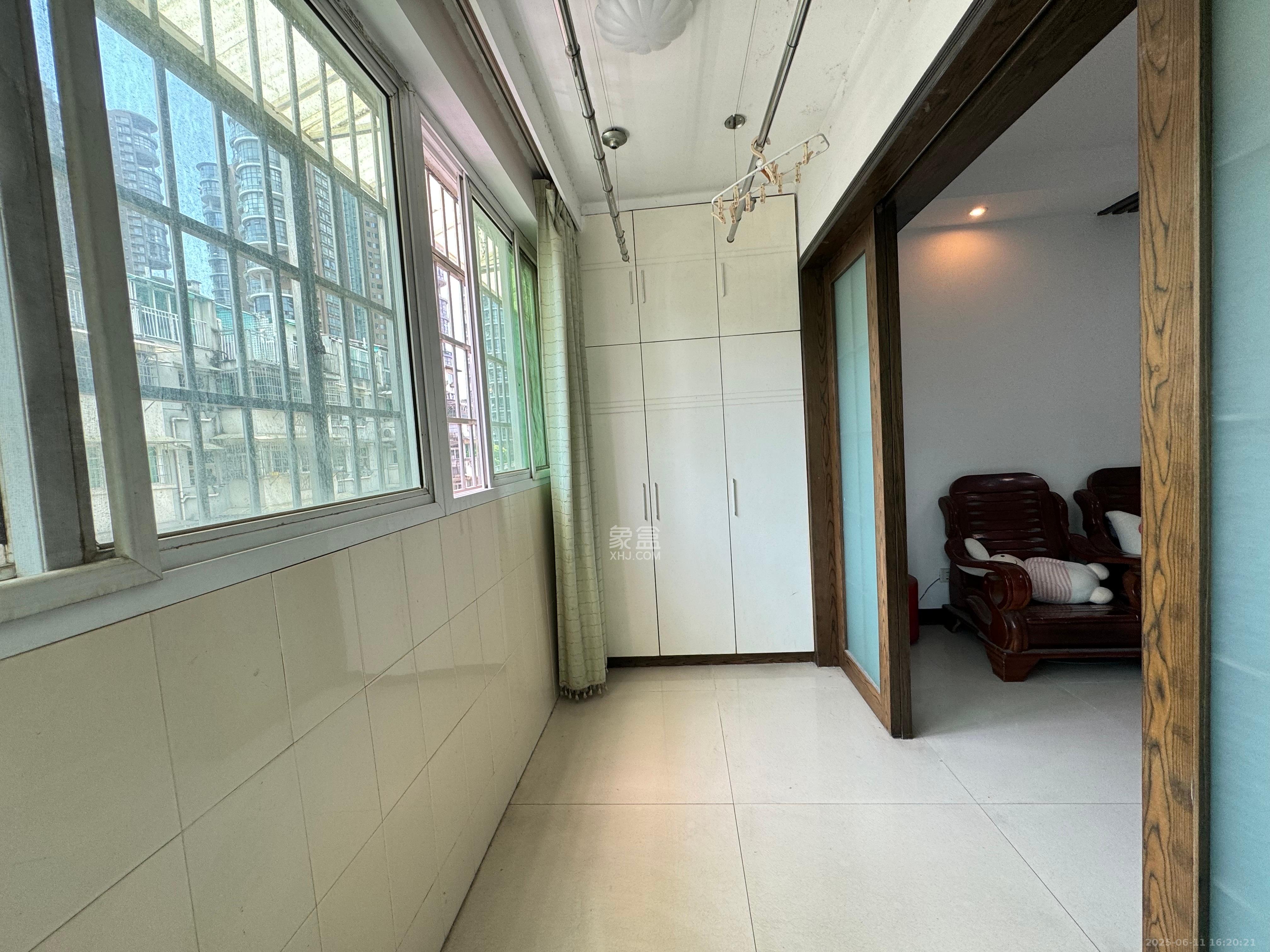 湘江世纪城悦江苑 2室2厅1卫 2200.0元/月 湘江世纪城悦江苑 2室2厅1卫 2200.0元/月室内图