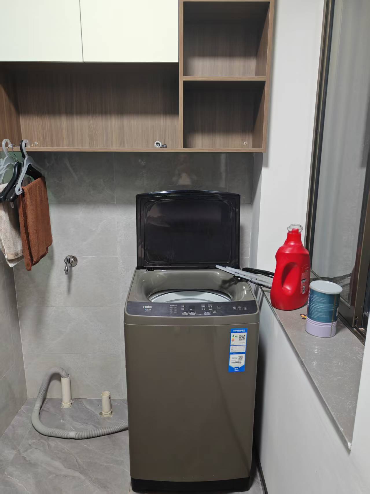 华湘花苑  2室2厅1卫   1800.00元/月室内图
