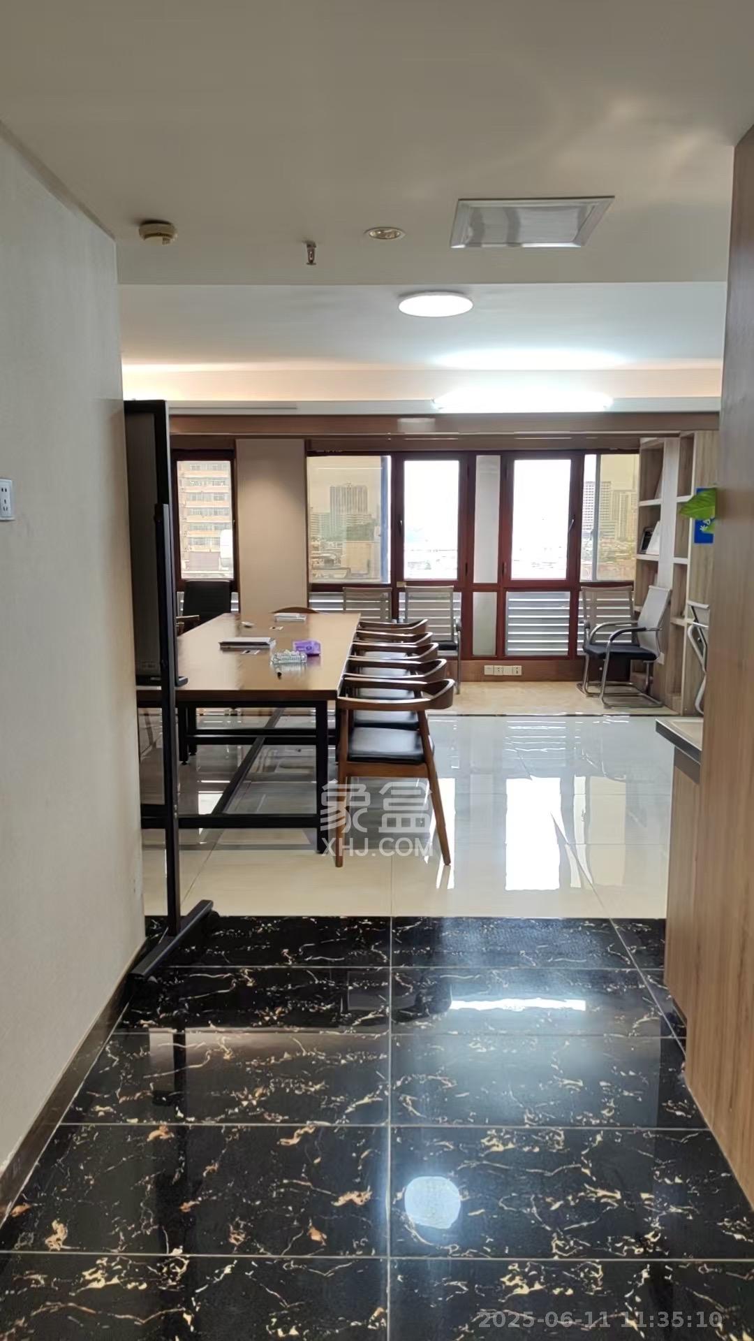 东方芙蓉 1室1厅1卫 5000.0元/月 东方芙蓉 1室1厅1卫 5000.0元/月室内图