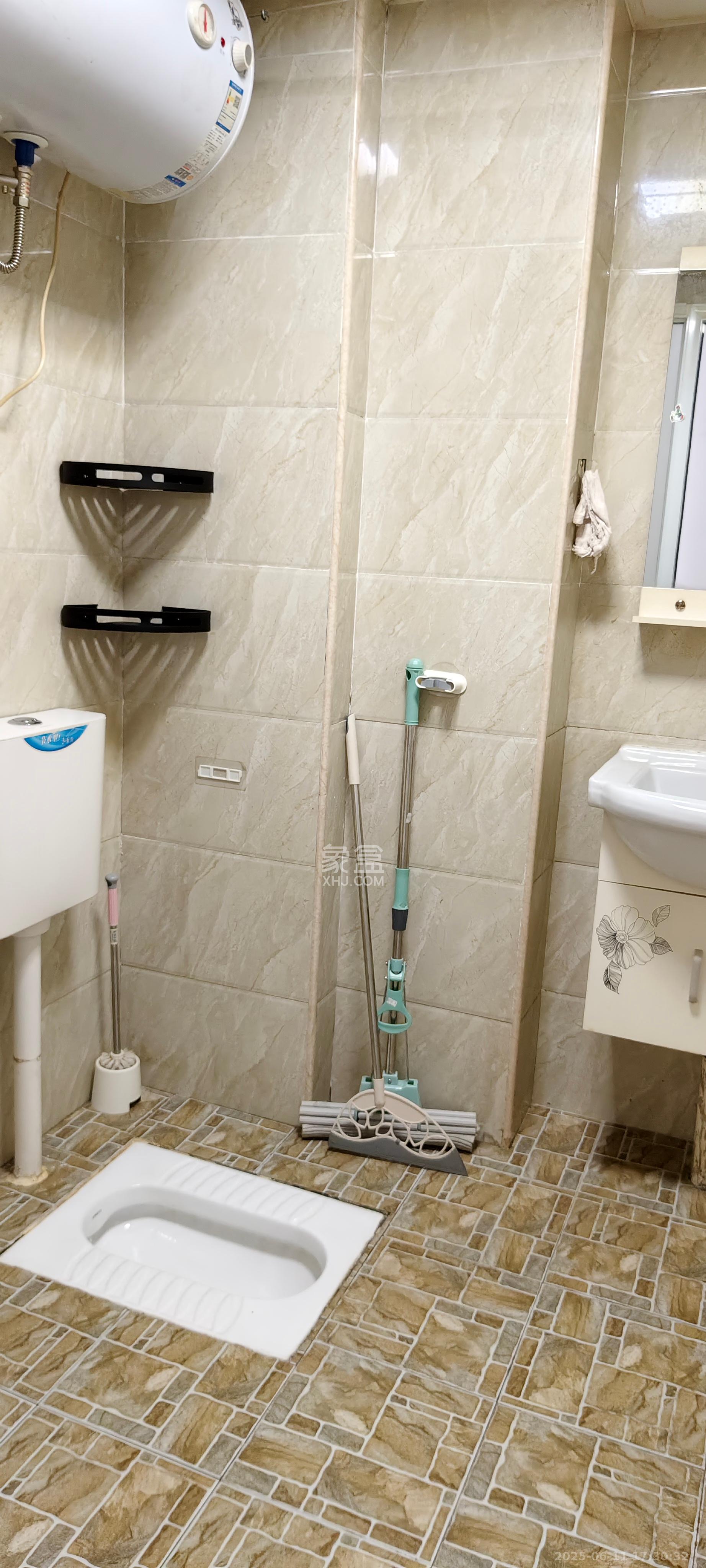 未来漫城 1室1厅1卫 1300.0元/月 未来漫城 1室1厅1卫 1300.0元/月室内图