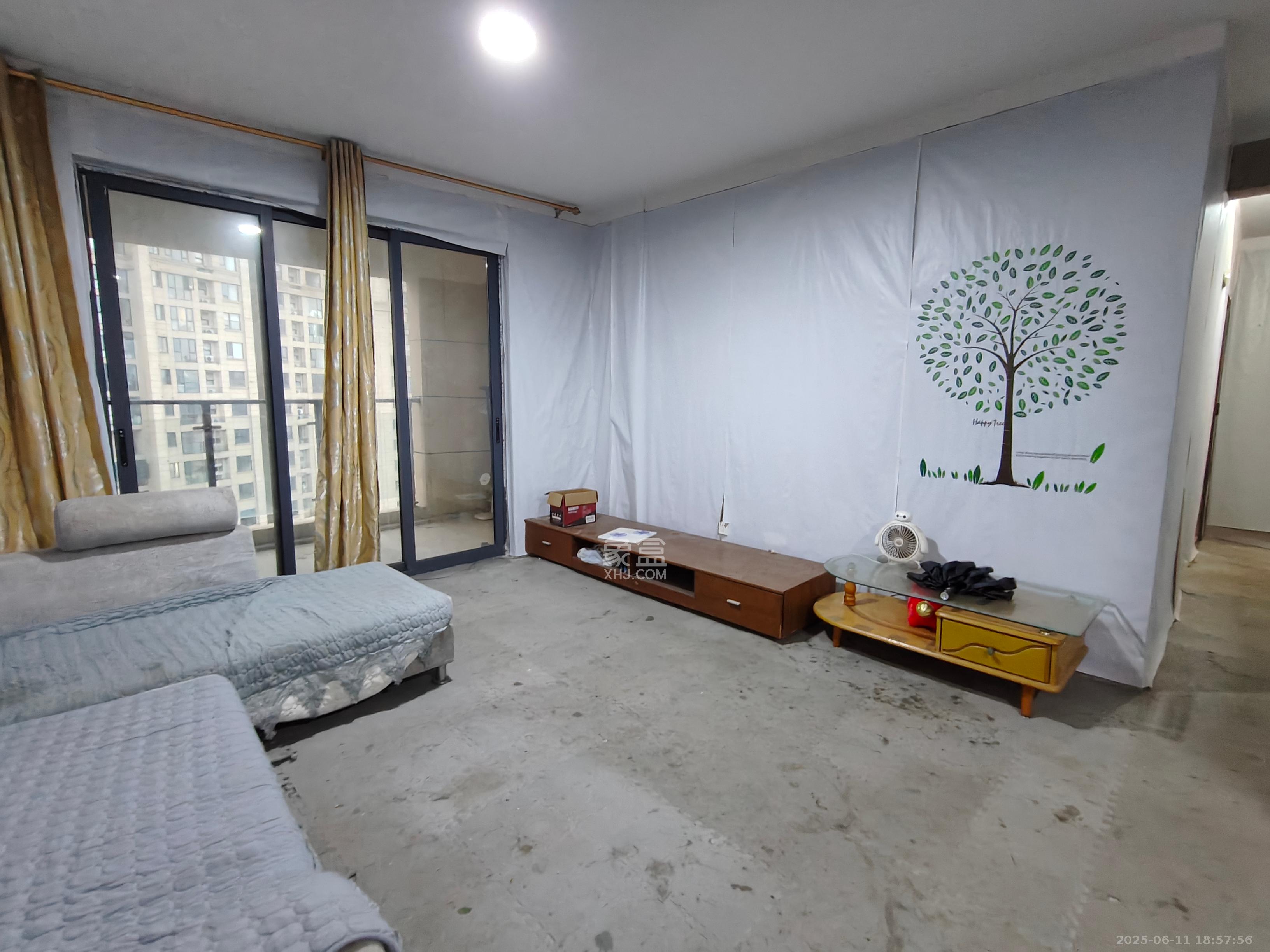 明发阅江悦府  4室2厅1卫    1200.0元/月 明发阅江悦府  4室2厅1卫    1200.0元/月室内图