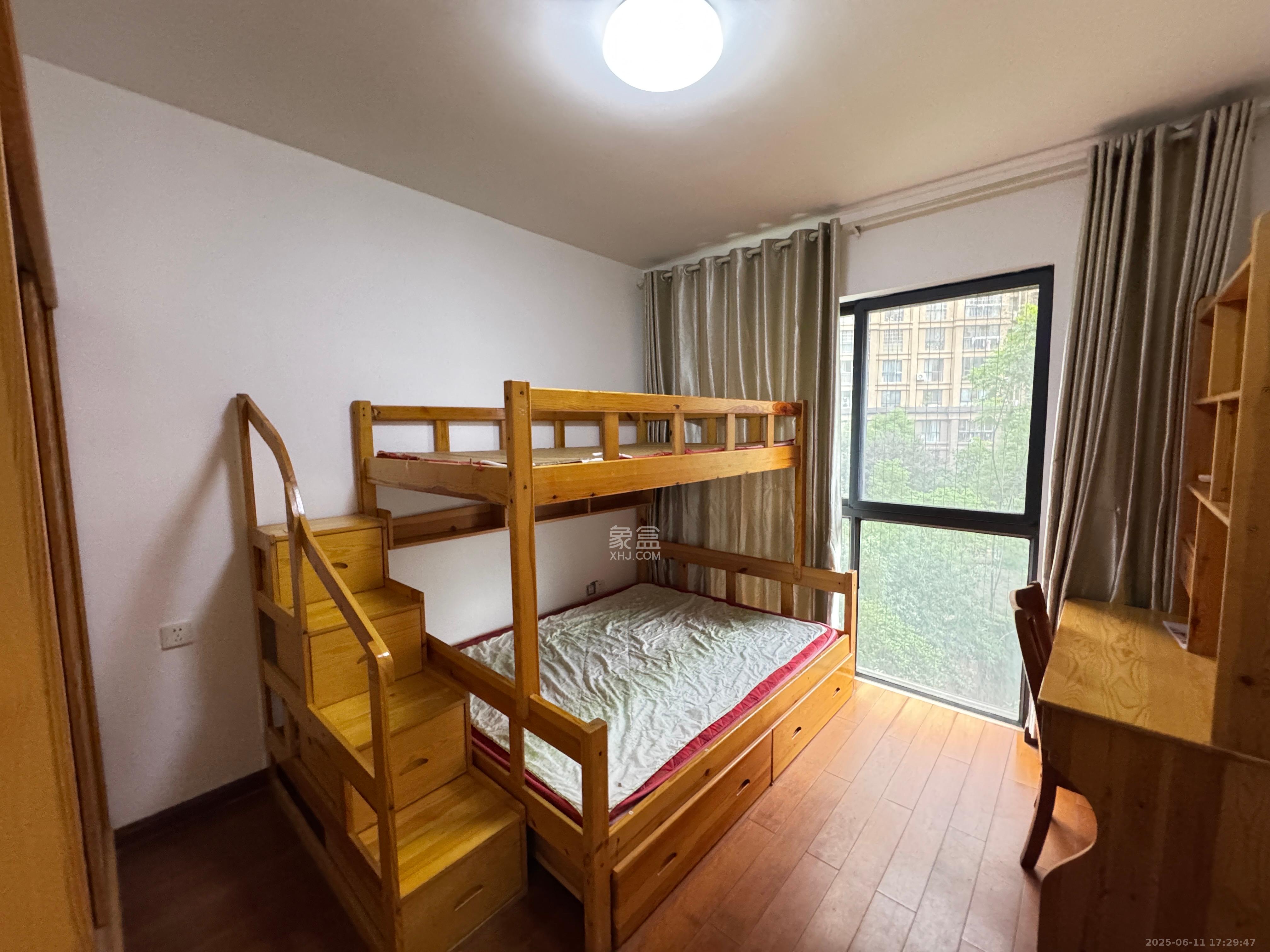 优山美地 3室2厅2卫 2700.0元/月 优山美地 3室2厅2卫 2700.0元/月室内图