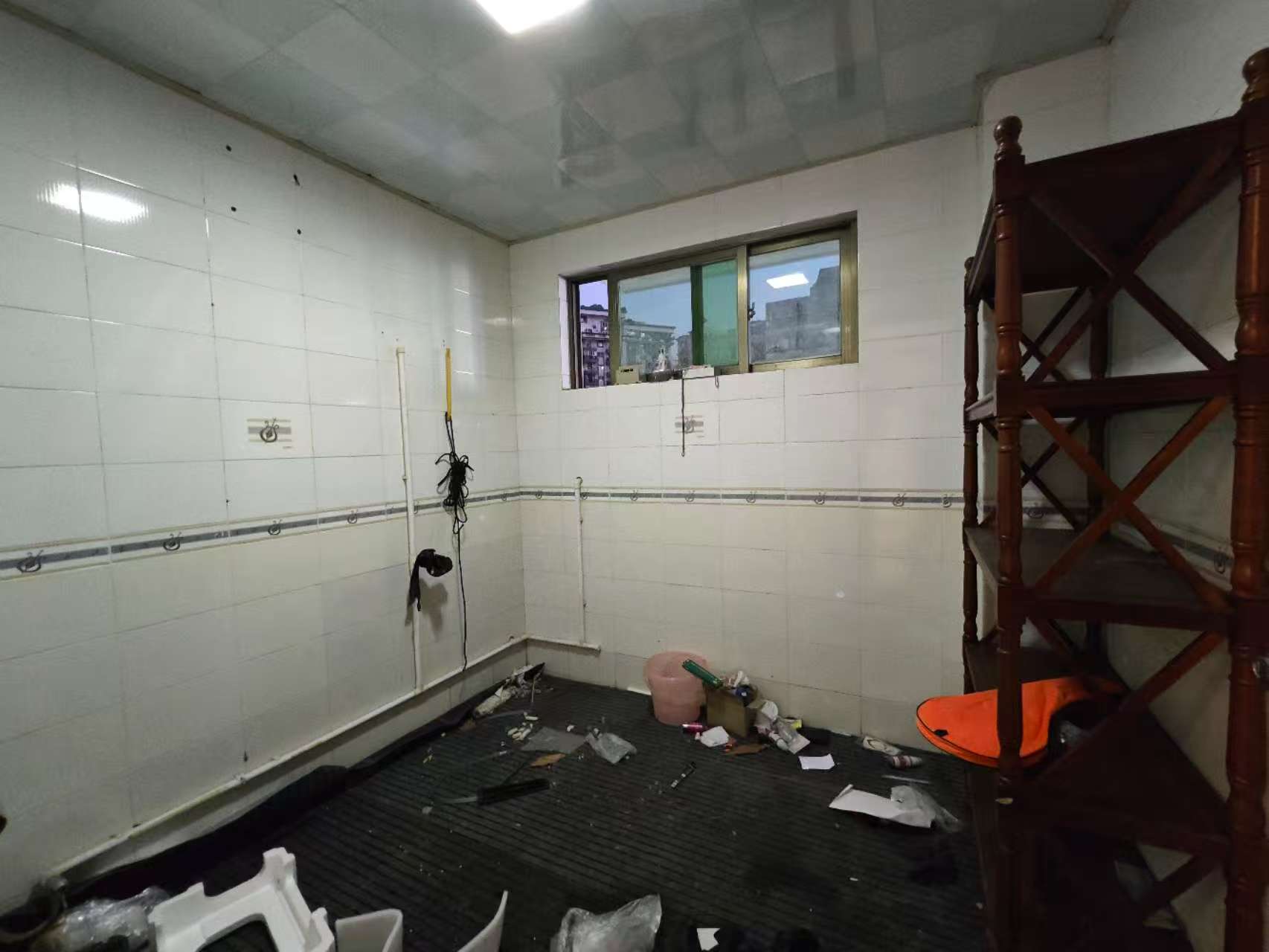 欣怡 4室2厅2卫 5500.0元/月 欣怡 4室2厅2卫 5500.0元/月室内图