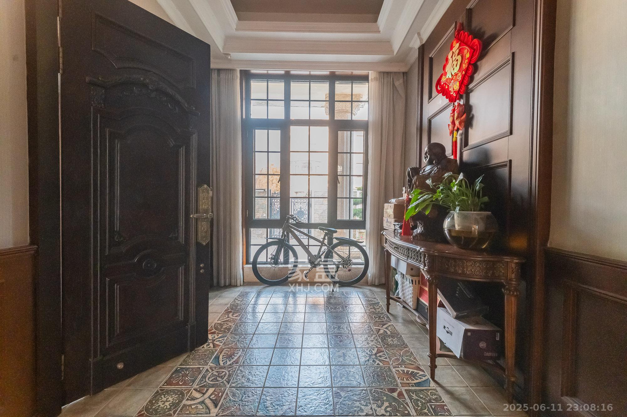 碧桂园威尼斯城 8室2厅6卫 1268.98万 碧桂园威尼斯城 8室2厅6卫 1268.98万其他