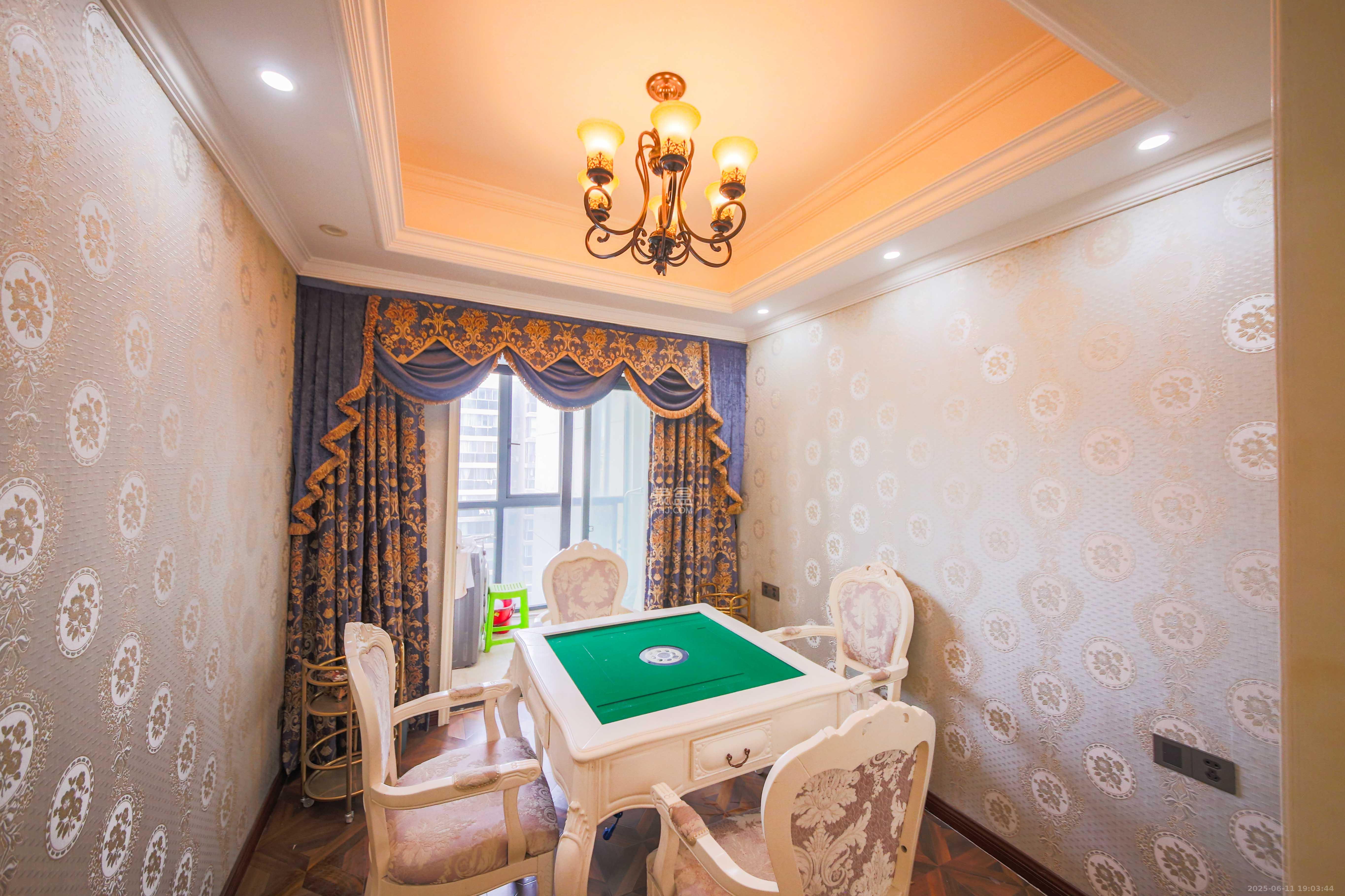 博林金谷  4室2厅2卫    278.0万卧室