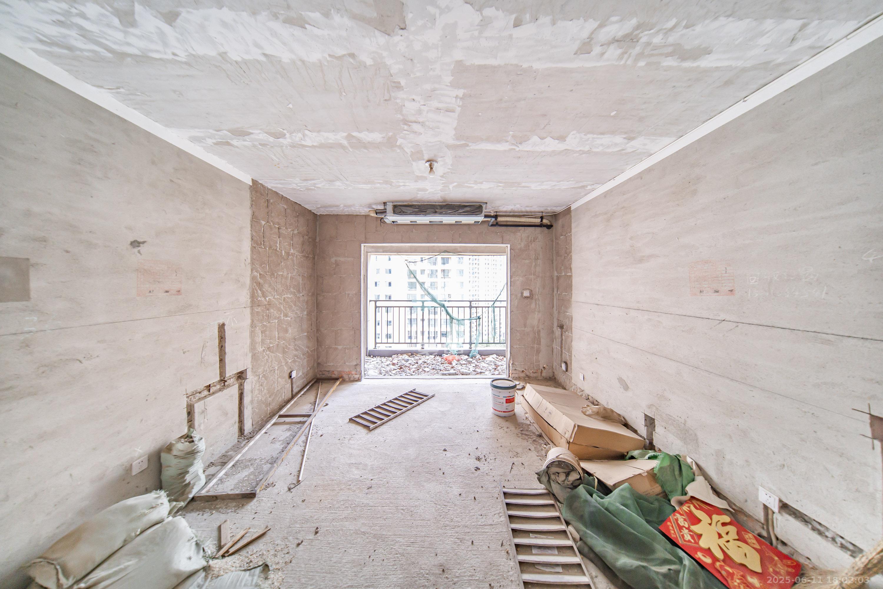 湘熙水郡(观澜海赋家园) 1室0厅0卫 155.0万 湘熙水郡(观澜海赋家园) 1室0厅0卫 155.0万客厅