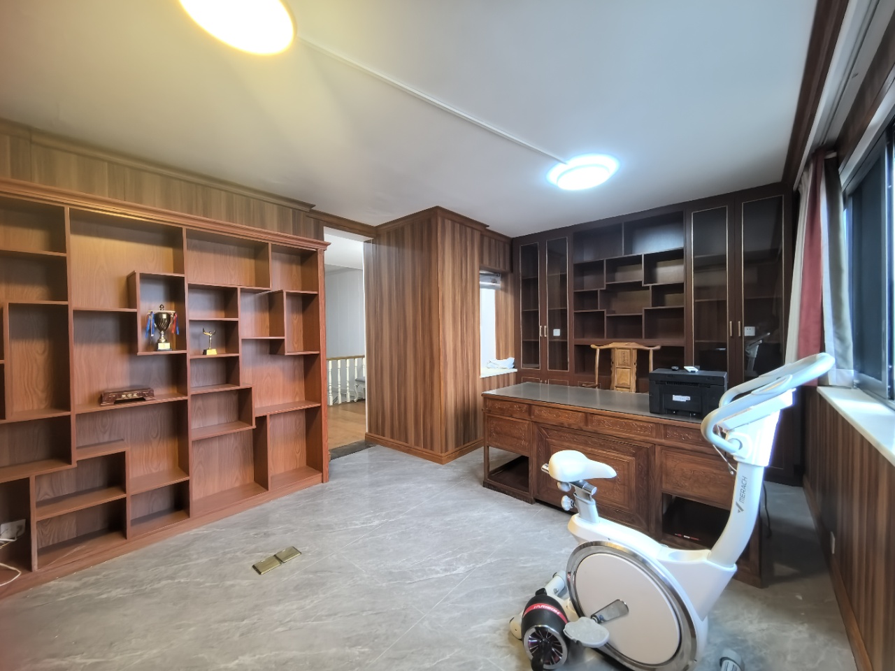 荣域 6室2厅4卫 593.0万 荣域 6室2厅4卫 593.0万室内图