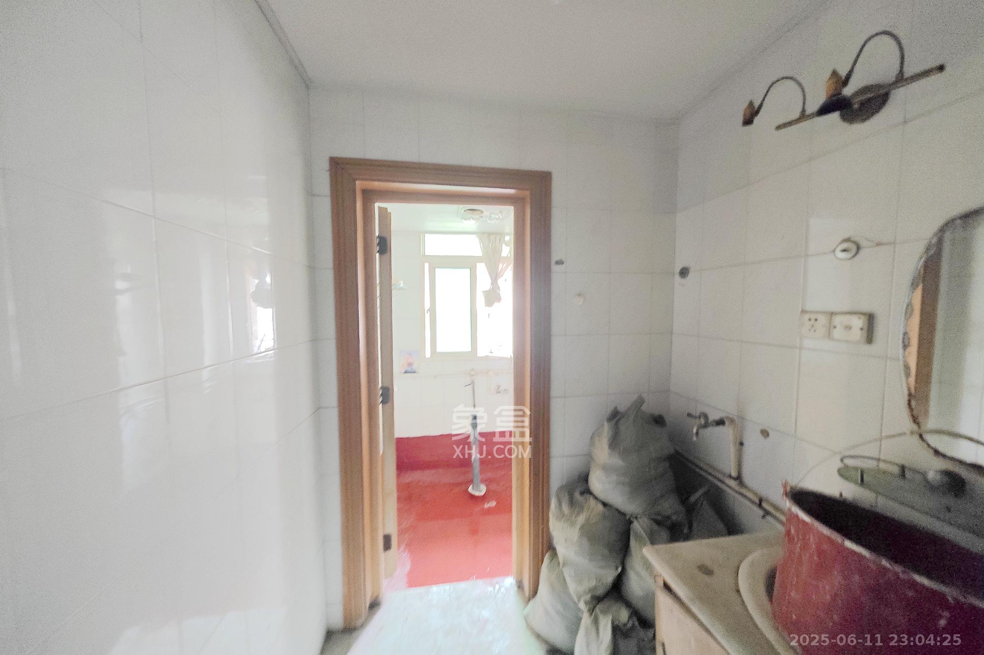 桔园小区1-8片 4室2厅2卫 80.0万 桔园小区1-8片 4室2厅2卫 80.0万其他