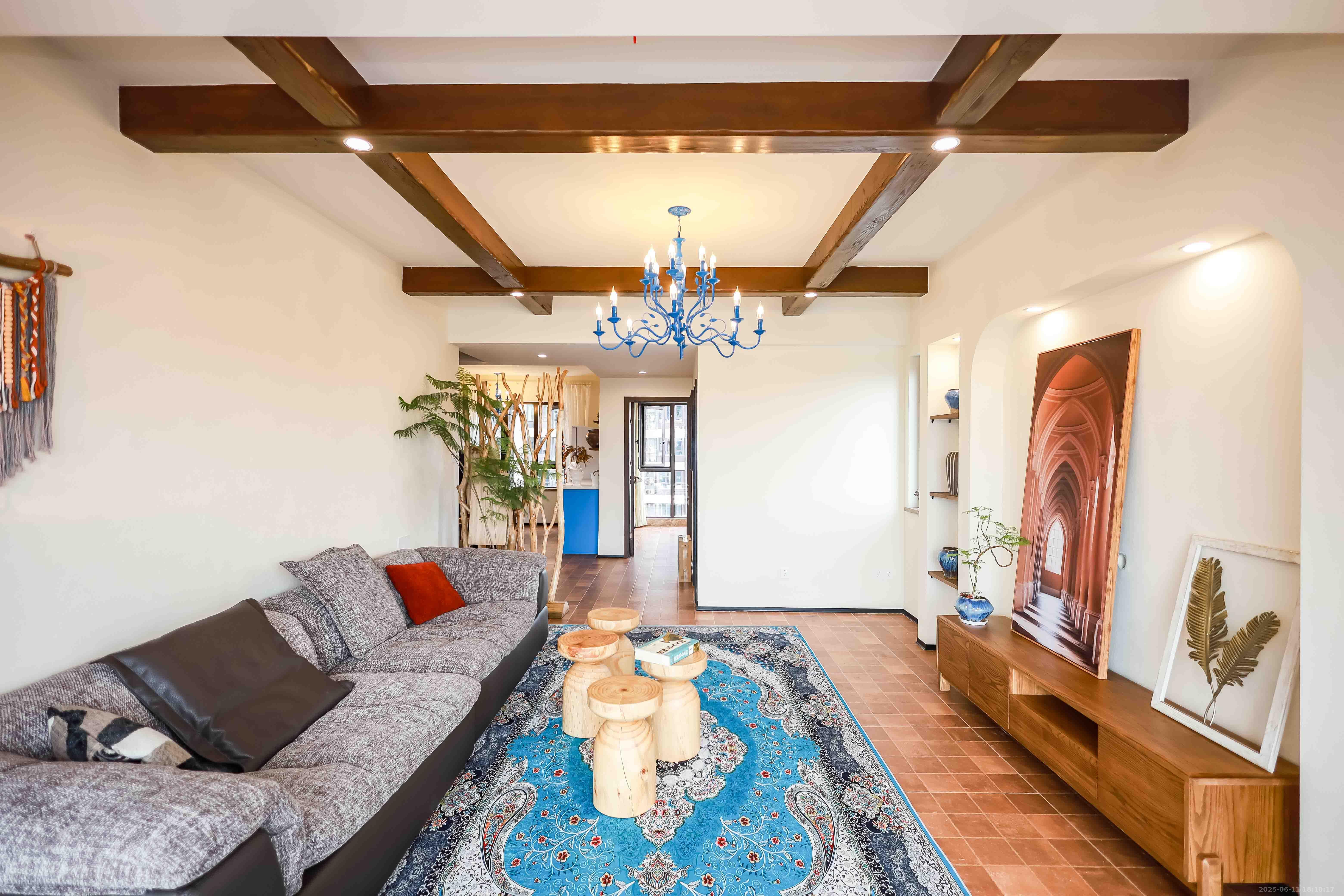 金辉优步花园 3室2厅2卫 128.0万 金辉优步花园 3室2厅2卫 128.0万客厅