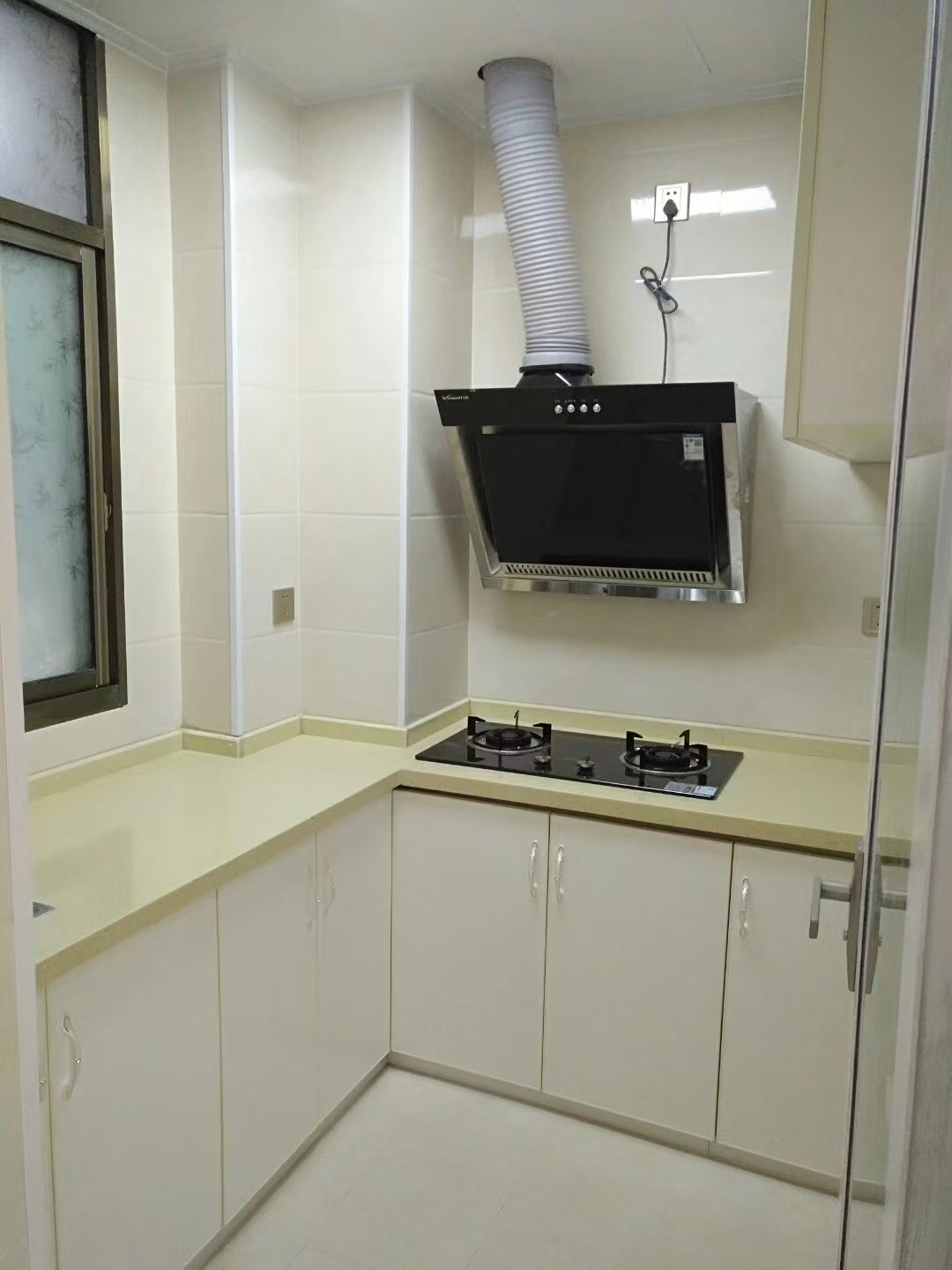 百弘学府城 1室1厅1卫 1000.0元/月 百弘学府城 1室1厅1卫 1000.0元/月室内图