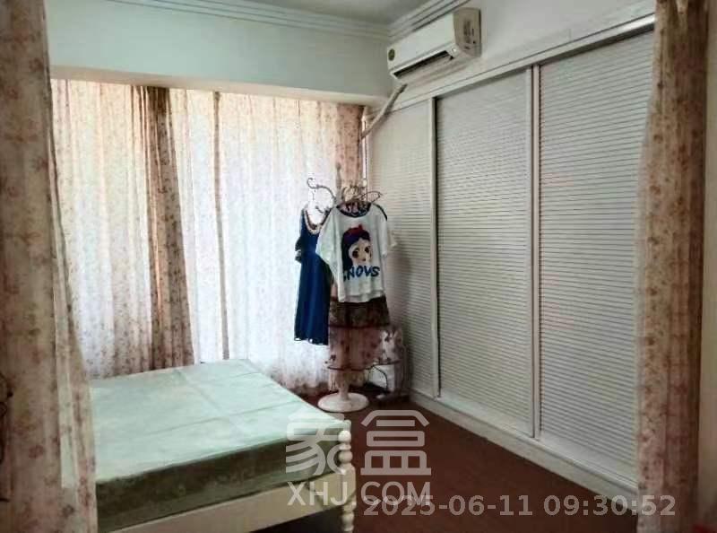 西子一间 1室1厅1卫 1700.0元/月 西子一间 1室1厅1卫 1700.0元/月室内图