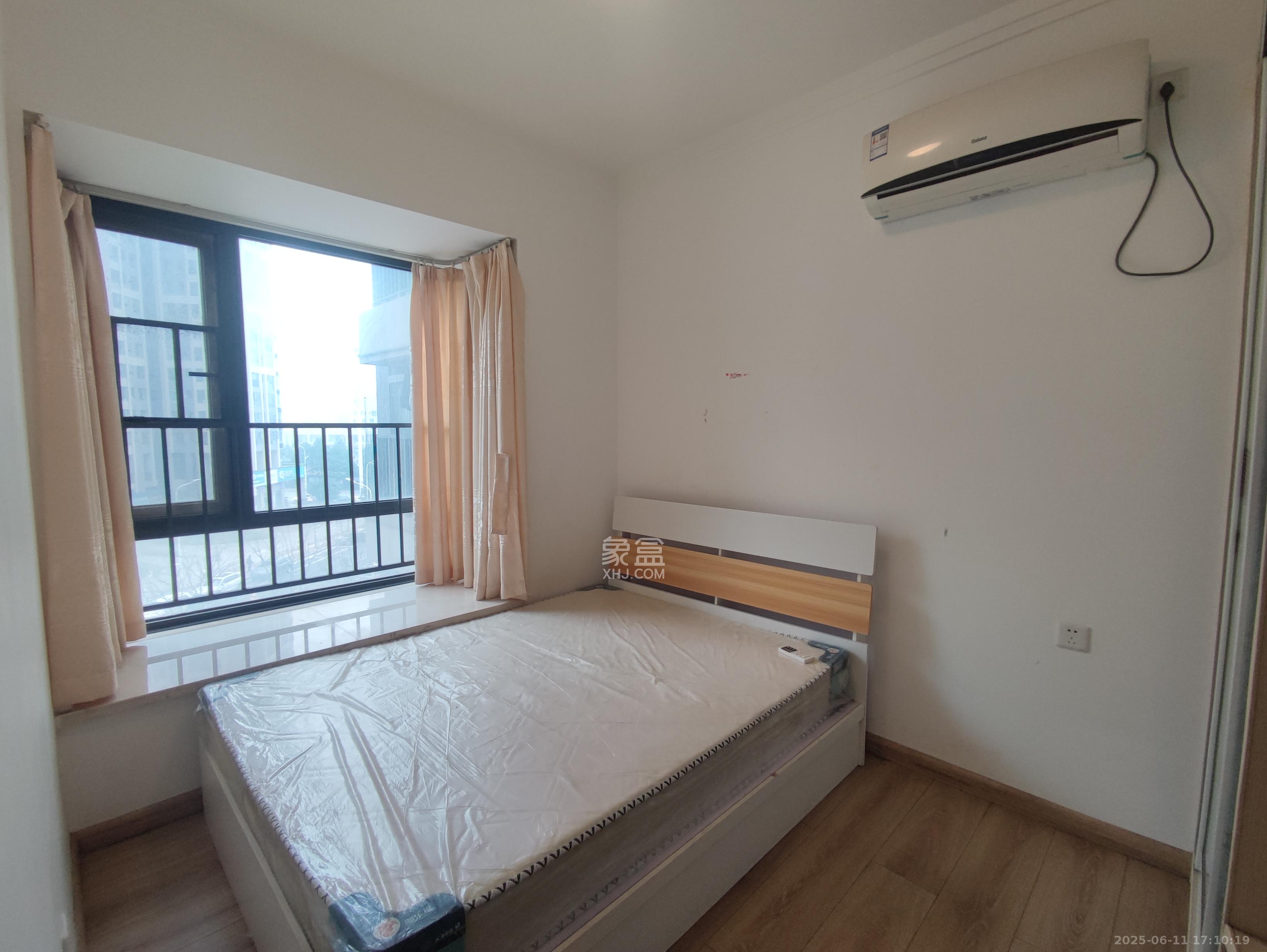 汇金城/嘉华城(二期、三期) 3室2厅2卫 2600.0元/月 汇金城/嘉华城(二期、三期) 3室2厅2卫 2600.0元/月室内图