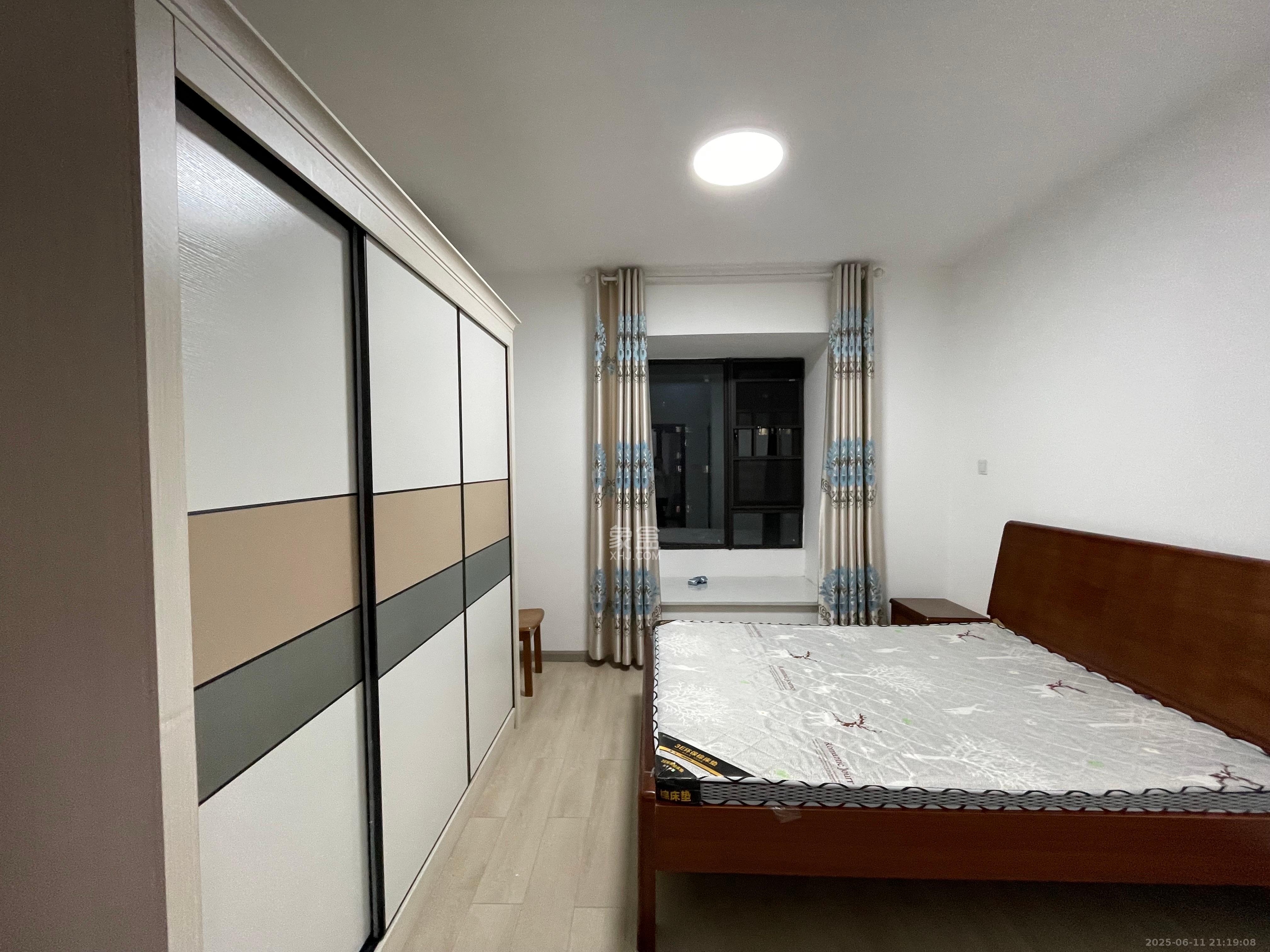 中国铁建梅溪青秀三期  4室2厅2卫   3200.00元/月室内图