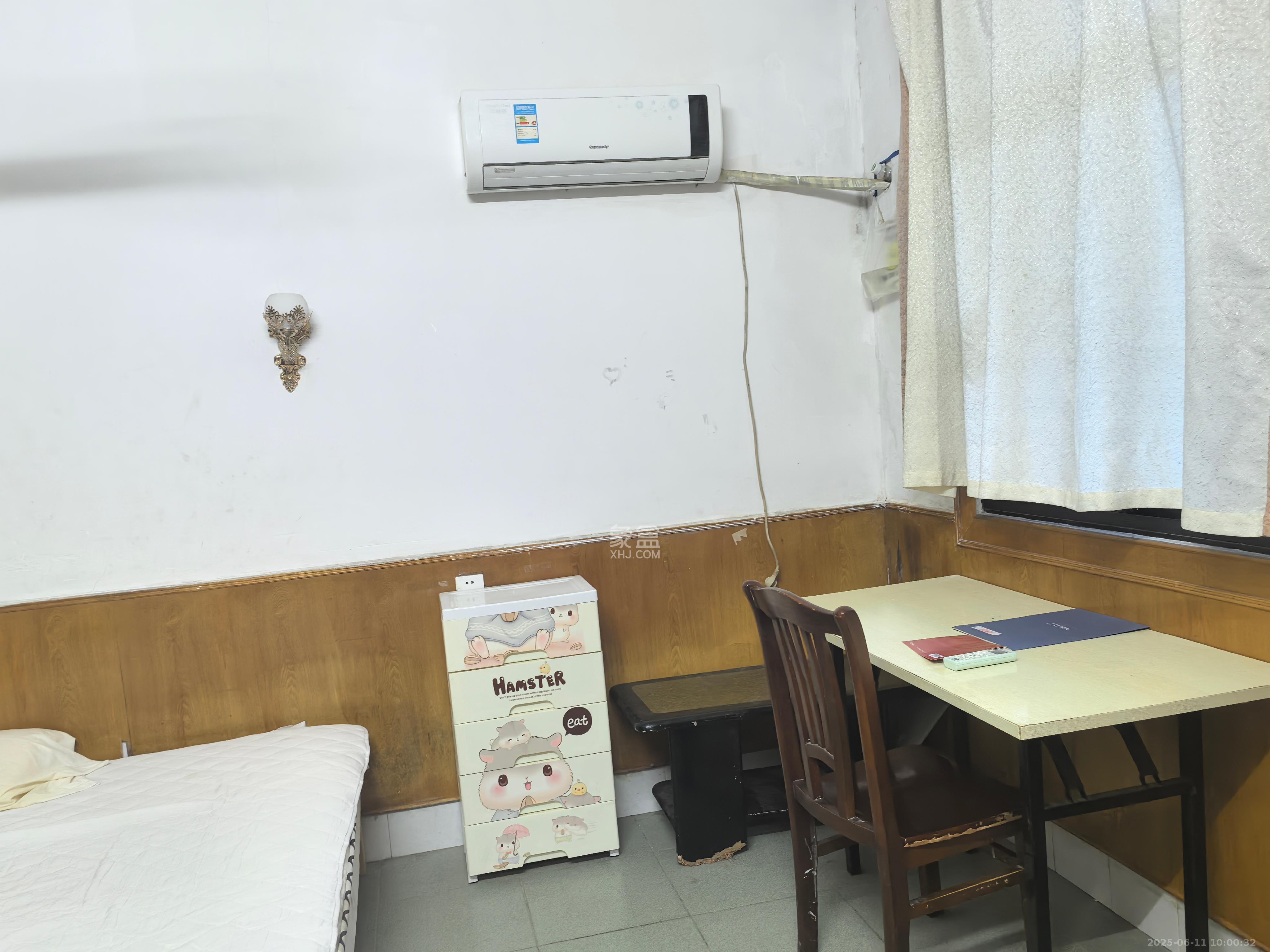 晴佳巷散盘  2室1厅1卫    1300.0元/月室内图