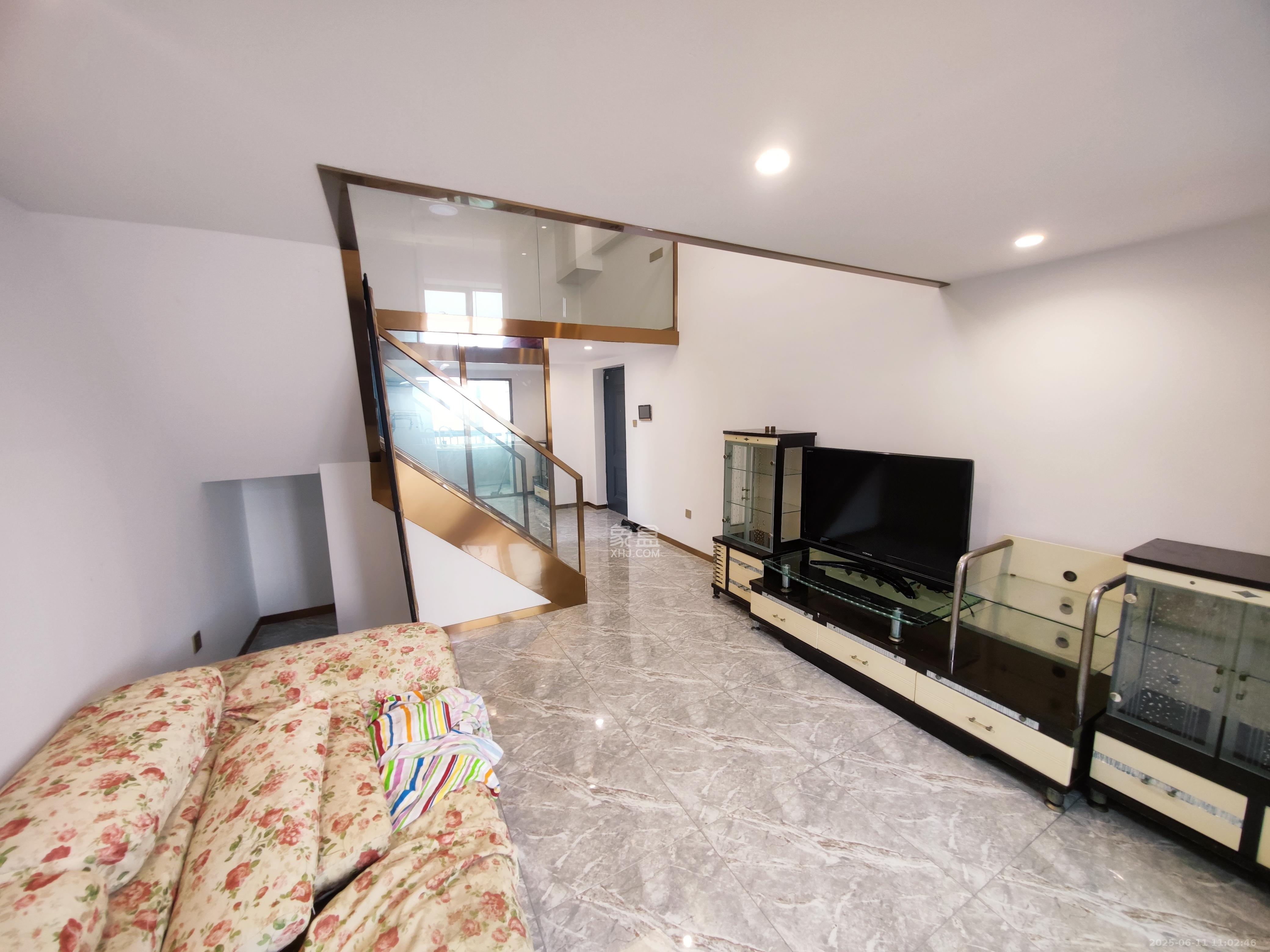 富兴时代御城 2室1厅1卫 3500.0元/月 富兴时代御城 2室1厅1卫 3500.0元/月室内图