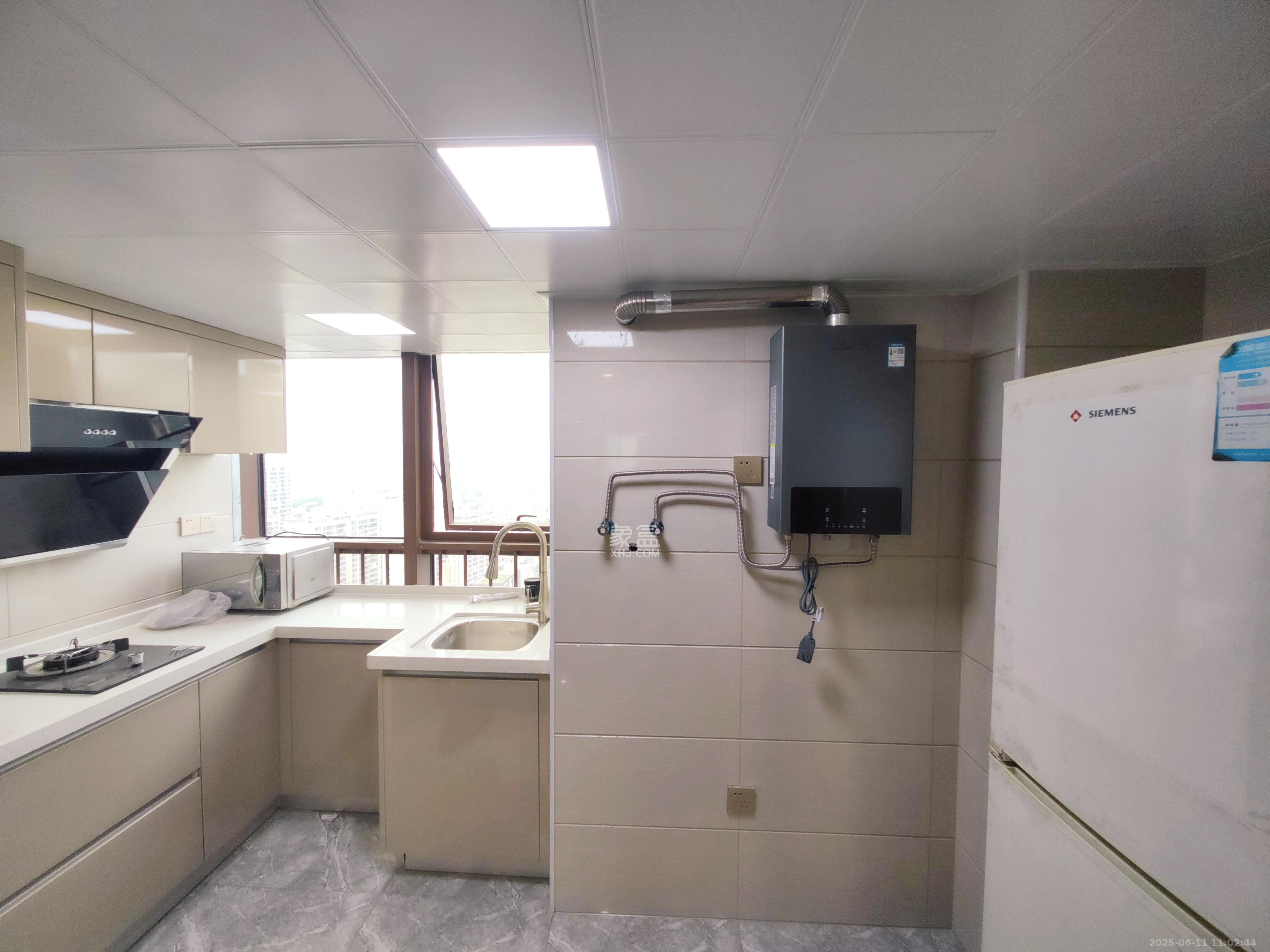 富兴时代御城 2室1厅1卫 3500.0元/月 富兴时代御城 2室1厅1卫 3500.0元/月室内图