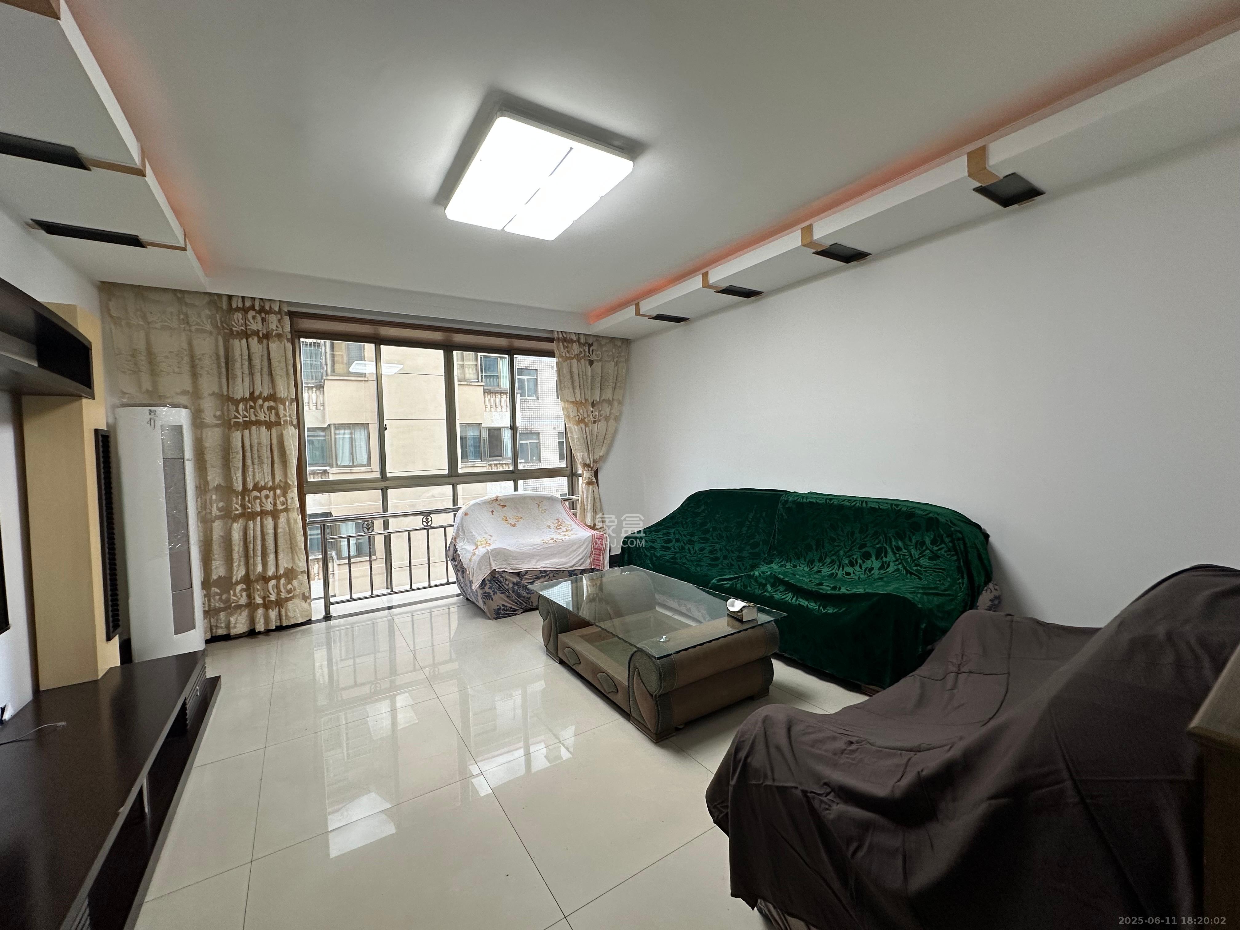 白沙家园(白沙欣苑) 4室2厅2卫 3000.0元/月 白沙家园(白沙欣苑) 4室2厅2卫 3000.0元/月室内图