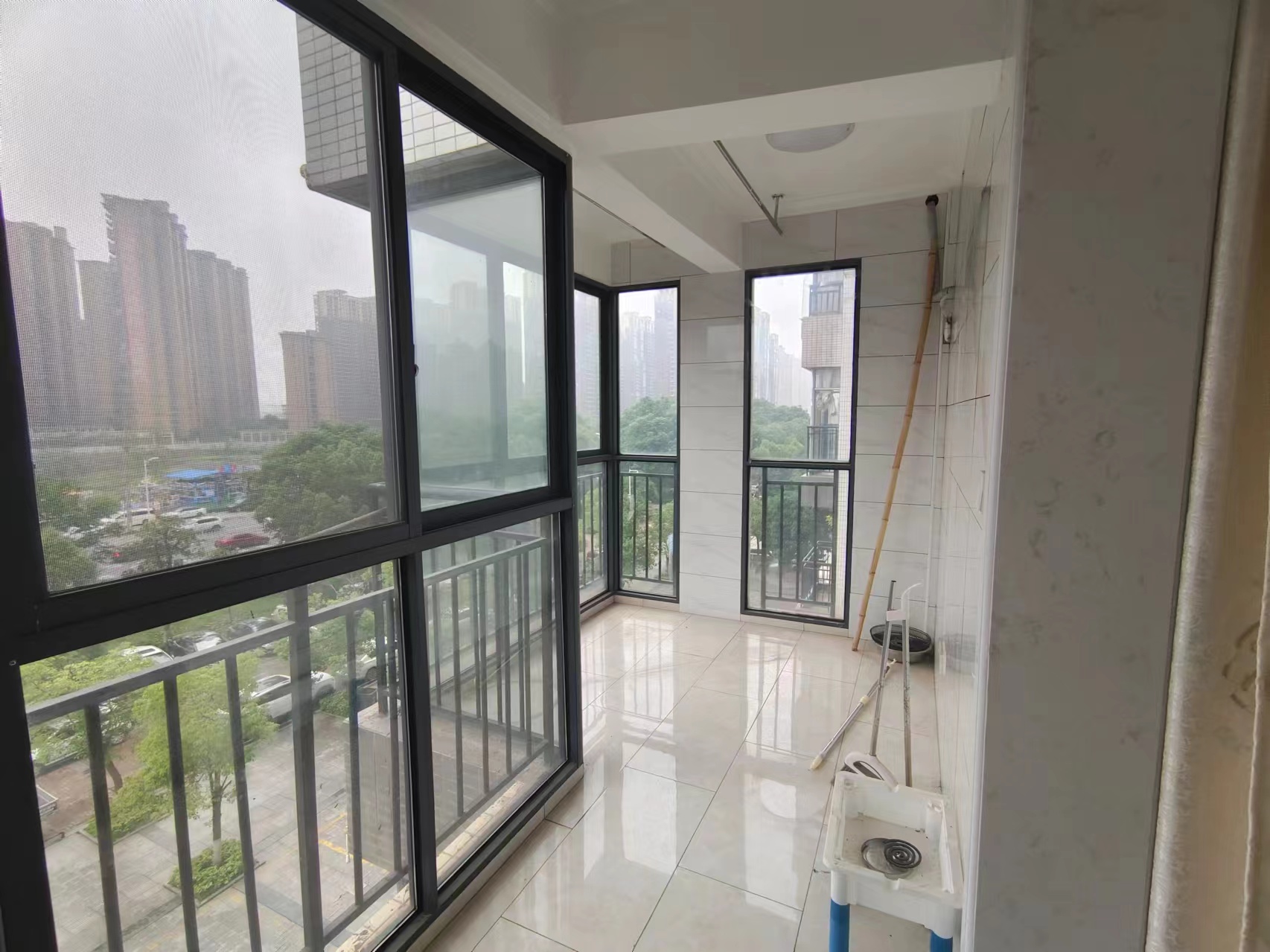 珠江愉景新城  2室2厅1卫   1500.00元/月室内图