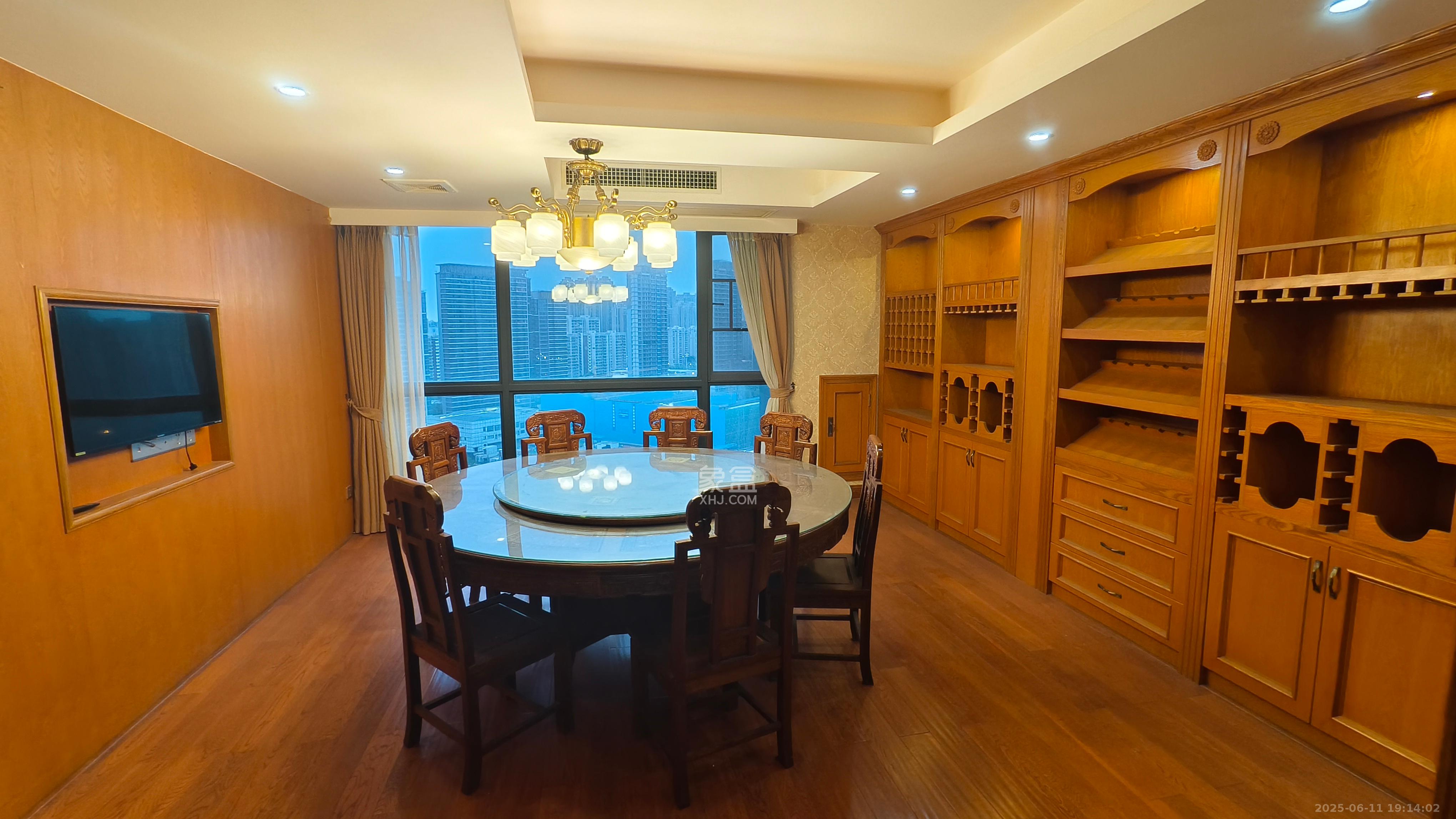 京武浪琴山一、二期 4室2厅1卫 4200.0元/月 京武浪琴山一、二期 4室2厅1卫 4200.0元/月室内图