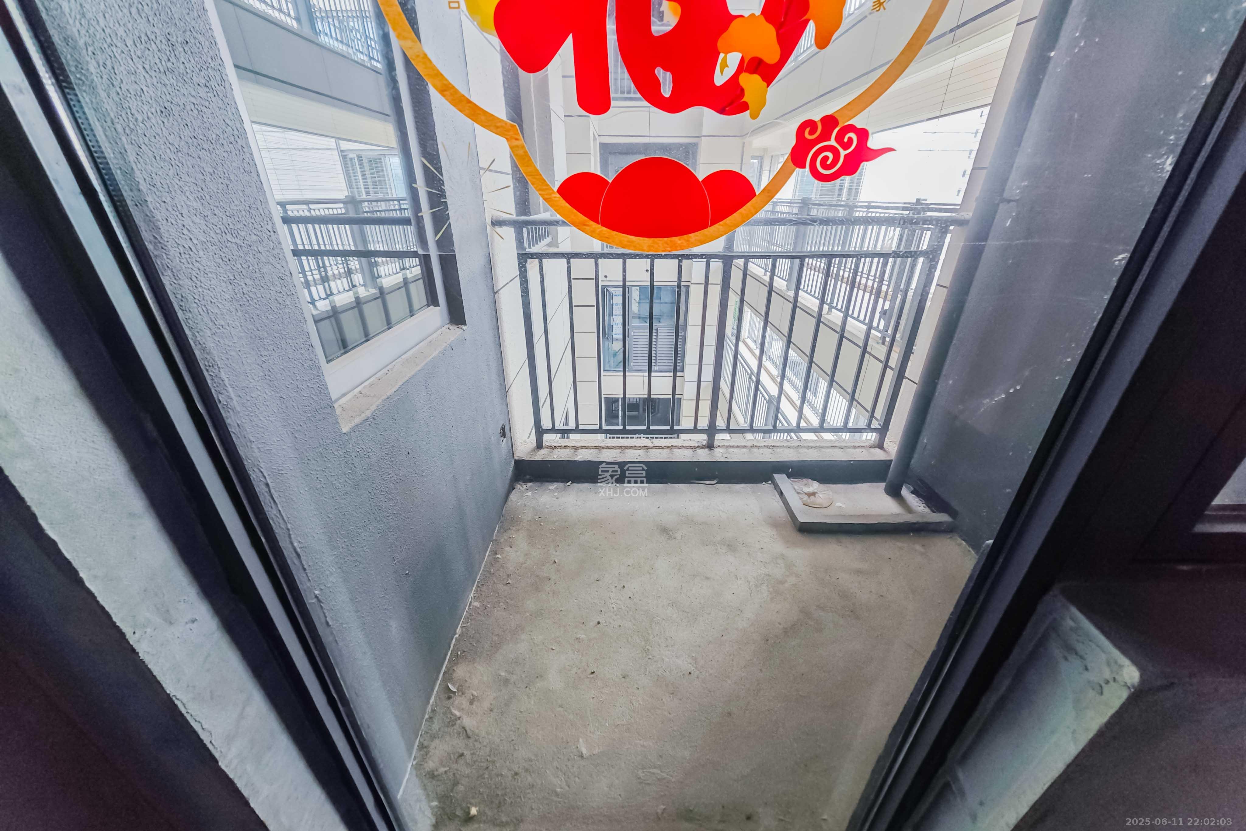 中交凤鸣东方  3室2厅2卫   120.00万其他