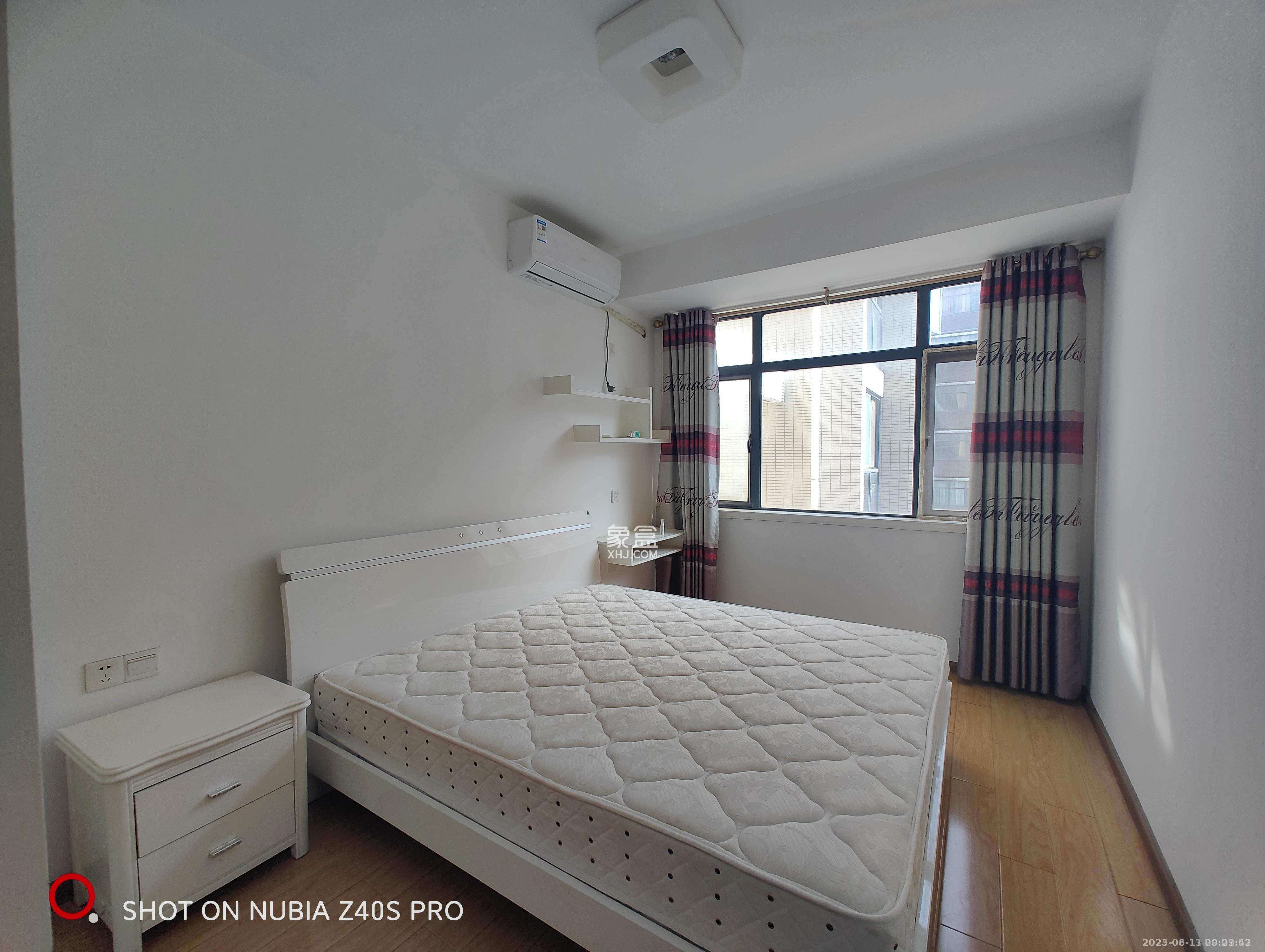 湘水熙园 4室2厅2卫 2600.0元/月 湘水熙园 4室2厅2卫 2600.0元/月室内图