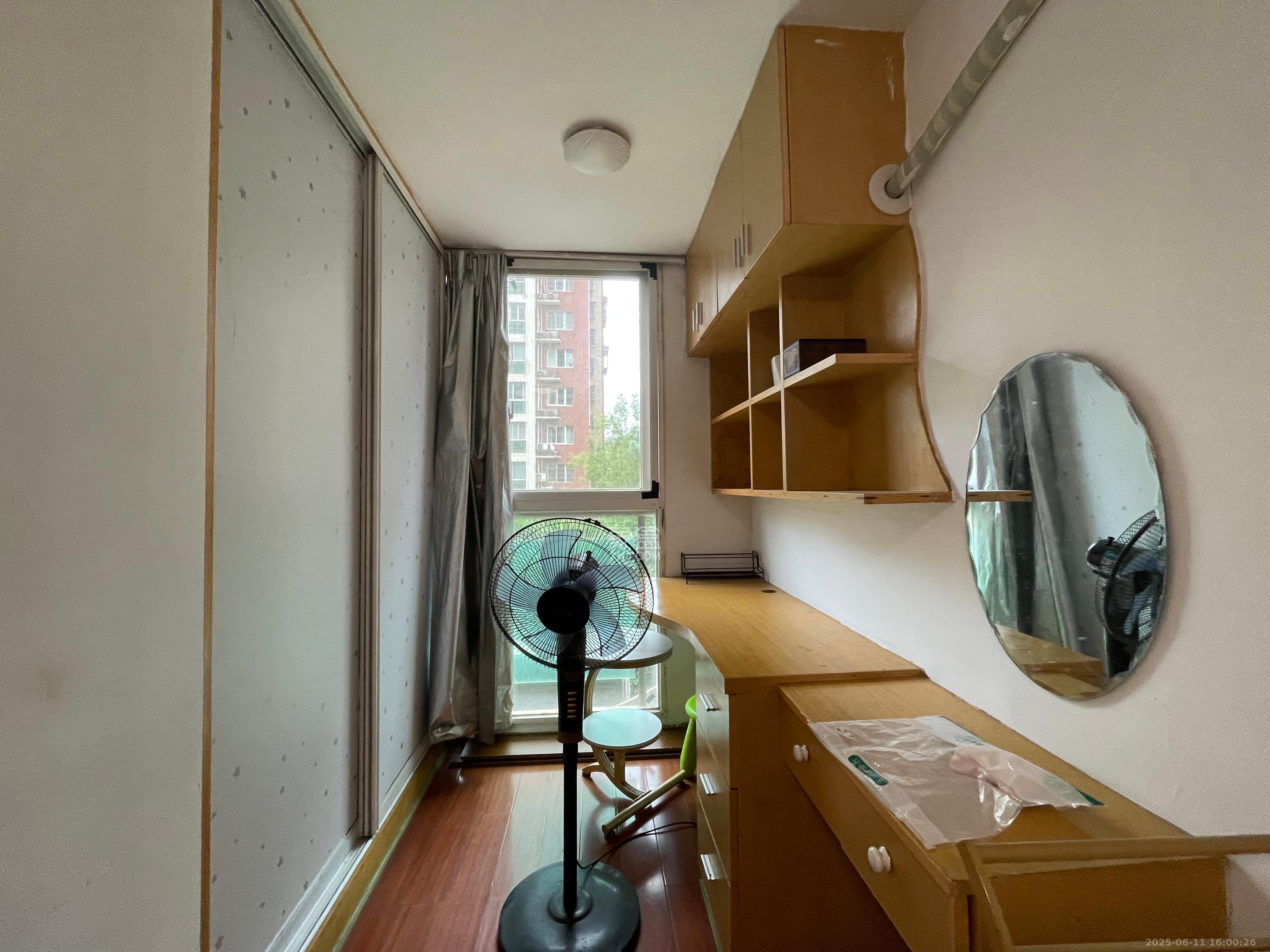 江临天下  2室1厅1卫    1600.0元/月 江临天下  2室1厅1卫    1600.0元/月室内图