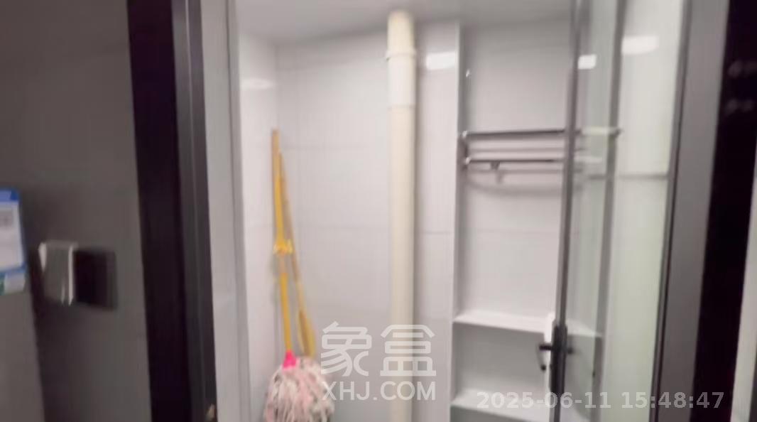 新合四村  1室0厅0卫   1350.00元/月室内图