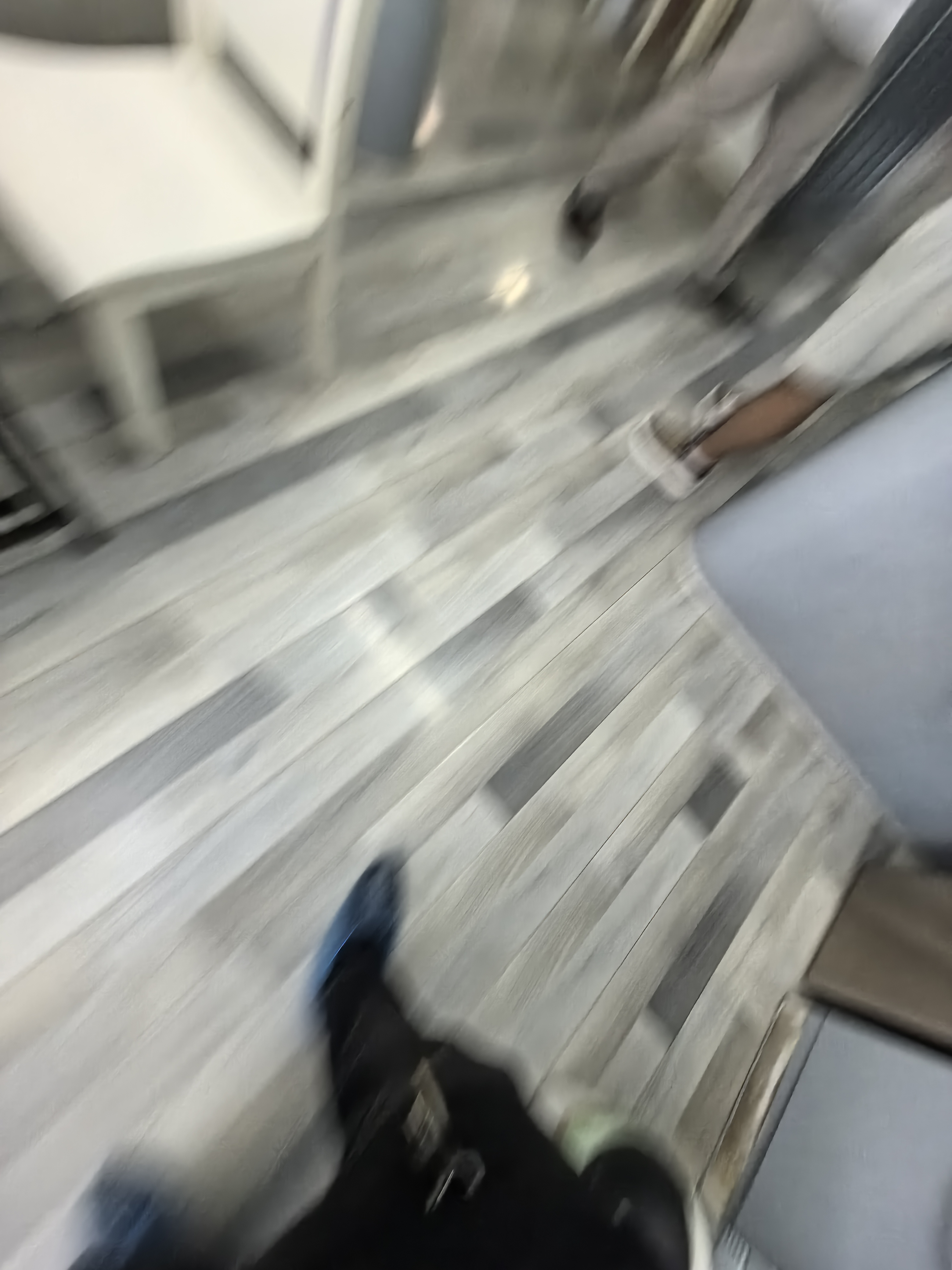 联建小区  3室2厅2卫   56.00万客厅