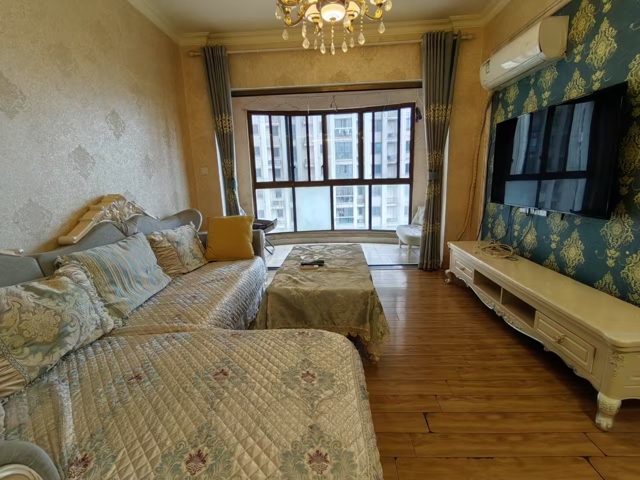 碧桂园 3室2厅1卫 1700.0元/月 碧桂园 3室2厅1卫 1700.0元/月室内图