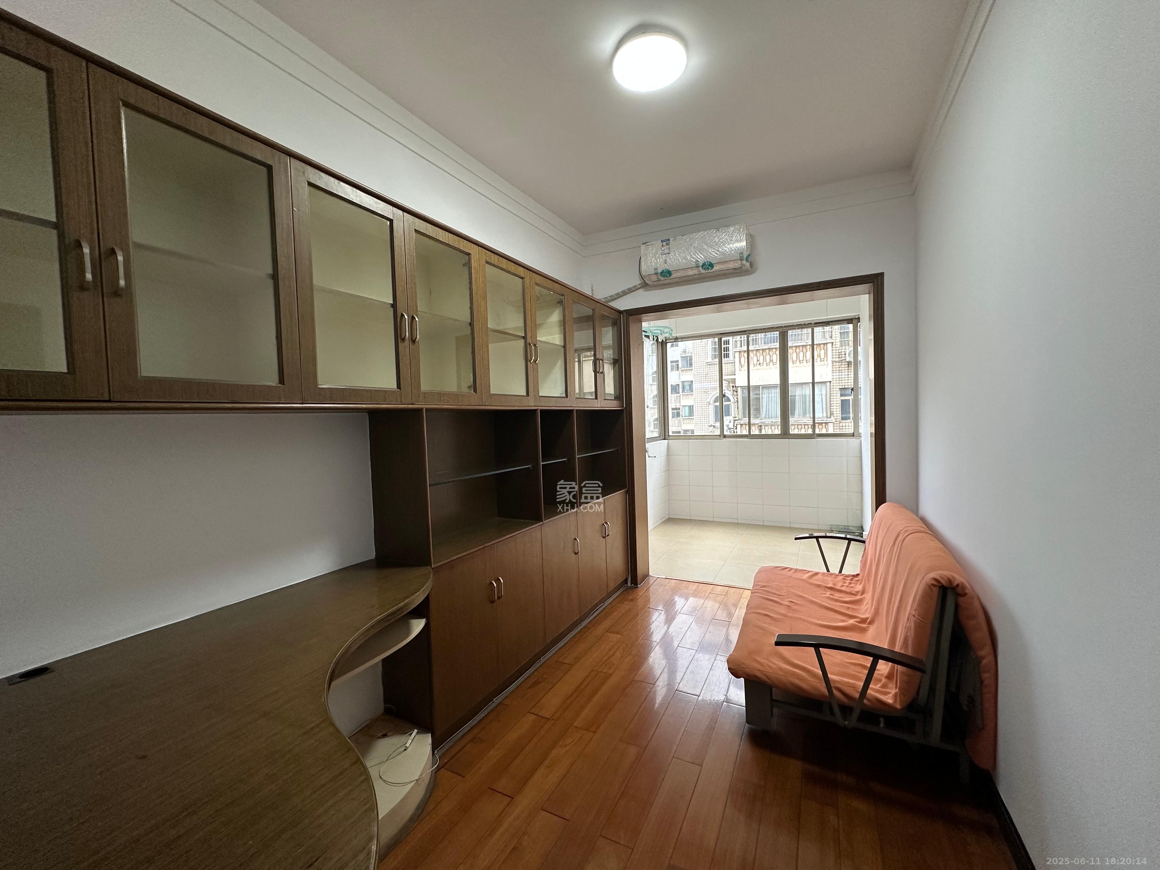 白沙家园(白沙欣苑) 4室2厅2卫 3000.0元/月 白沙家园(白沙欣苑) 4室2厅2卫 3000.0元/月室内图