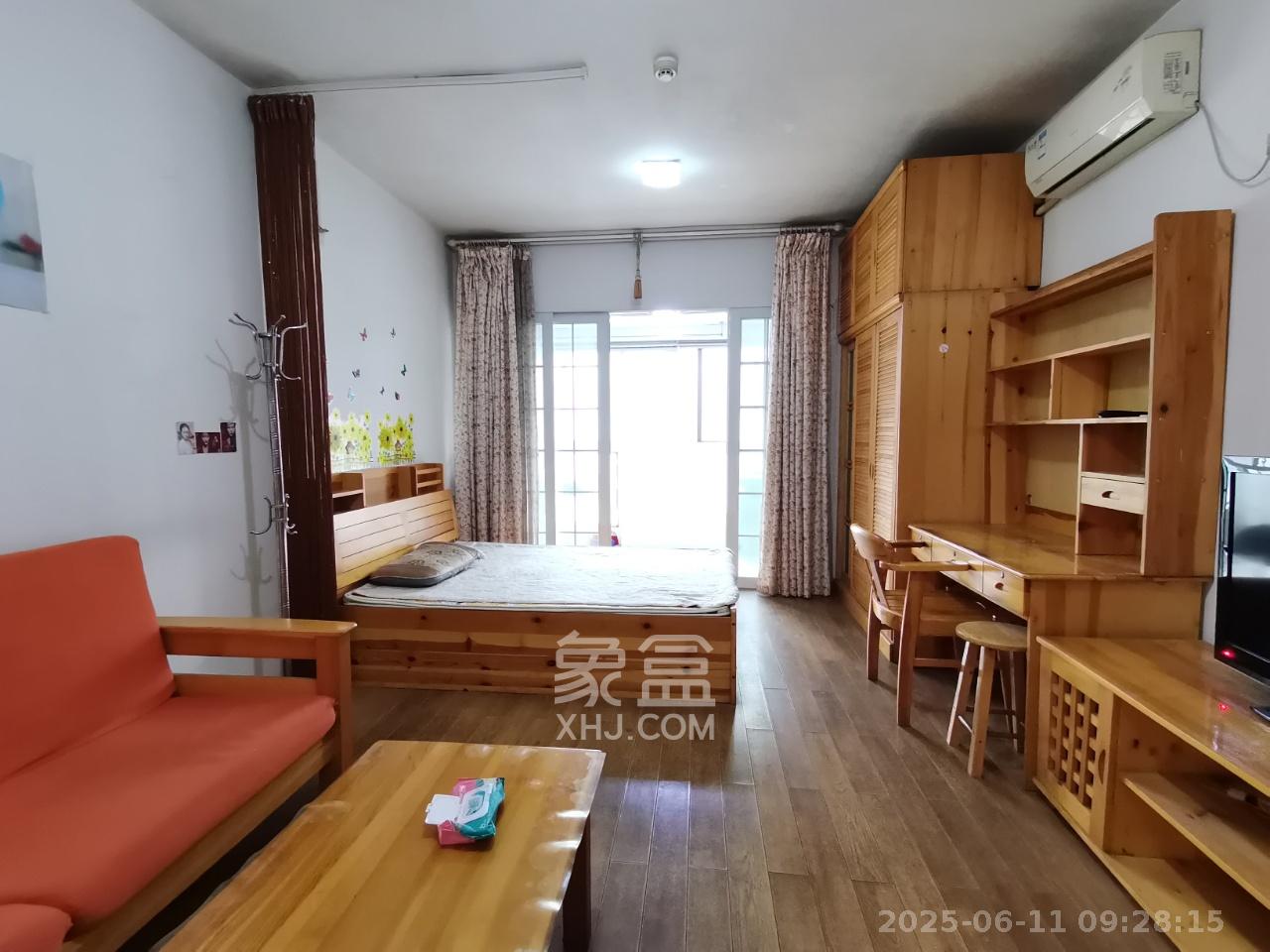 伍家岭生活广场  1室0厅0卫   1300.00元/月室内图