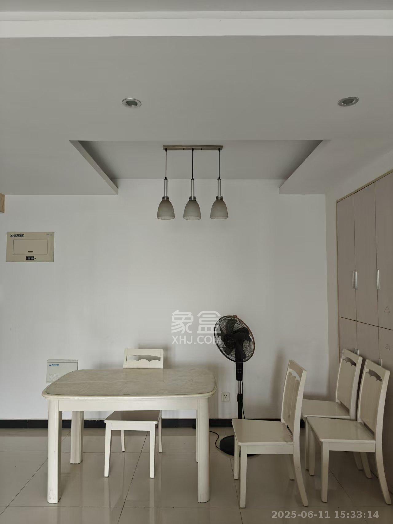 北辰三角洲D3区  3室2厅1卫    3000.0元/月室内图