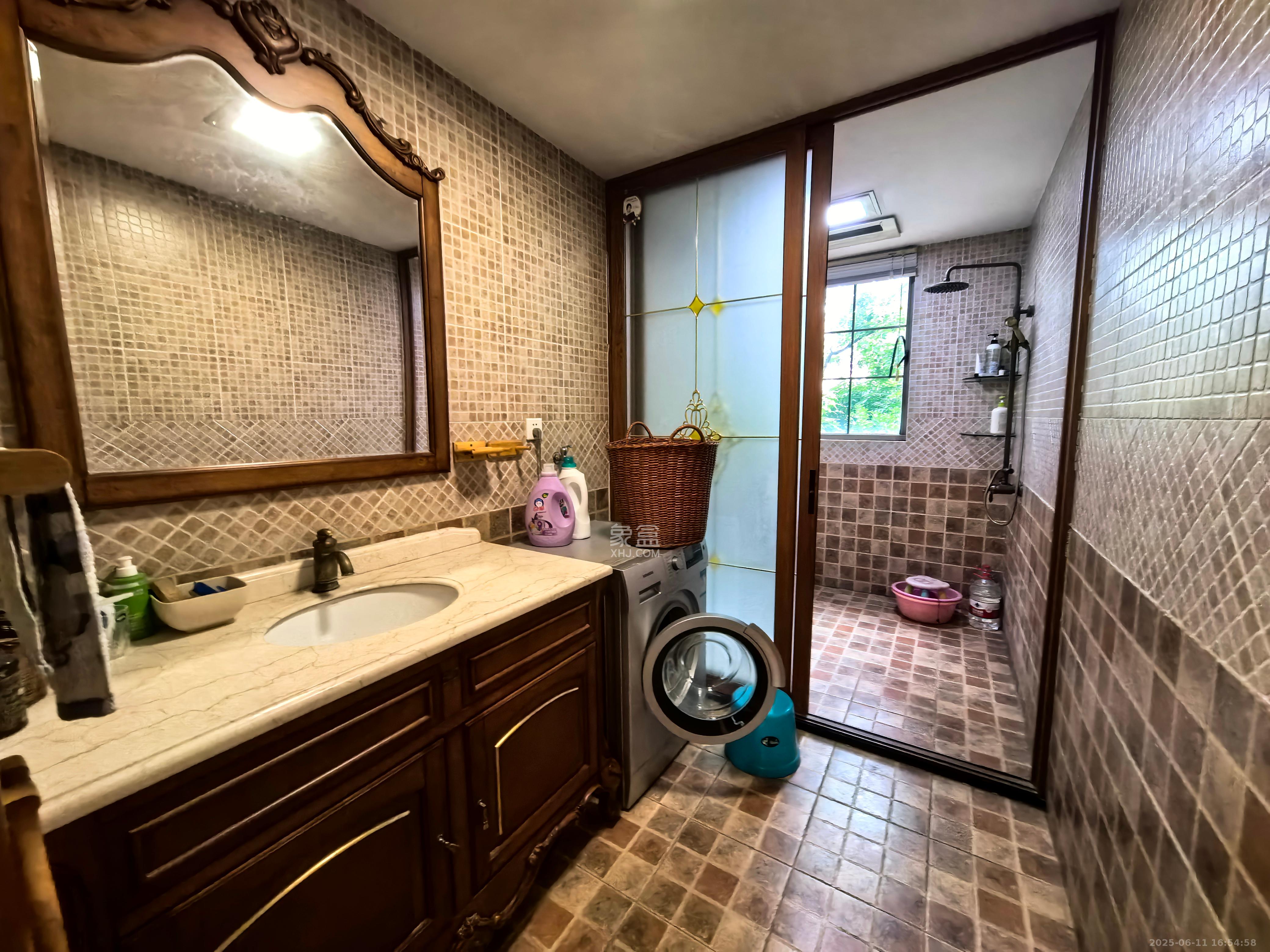 托斯卡纳洋房高层 4室1厅2卫 5500.0元/月 托斯卡纳洋房高层 4室1厅2卫 5500.0元/月室内图