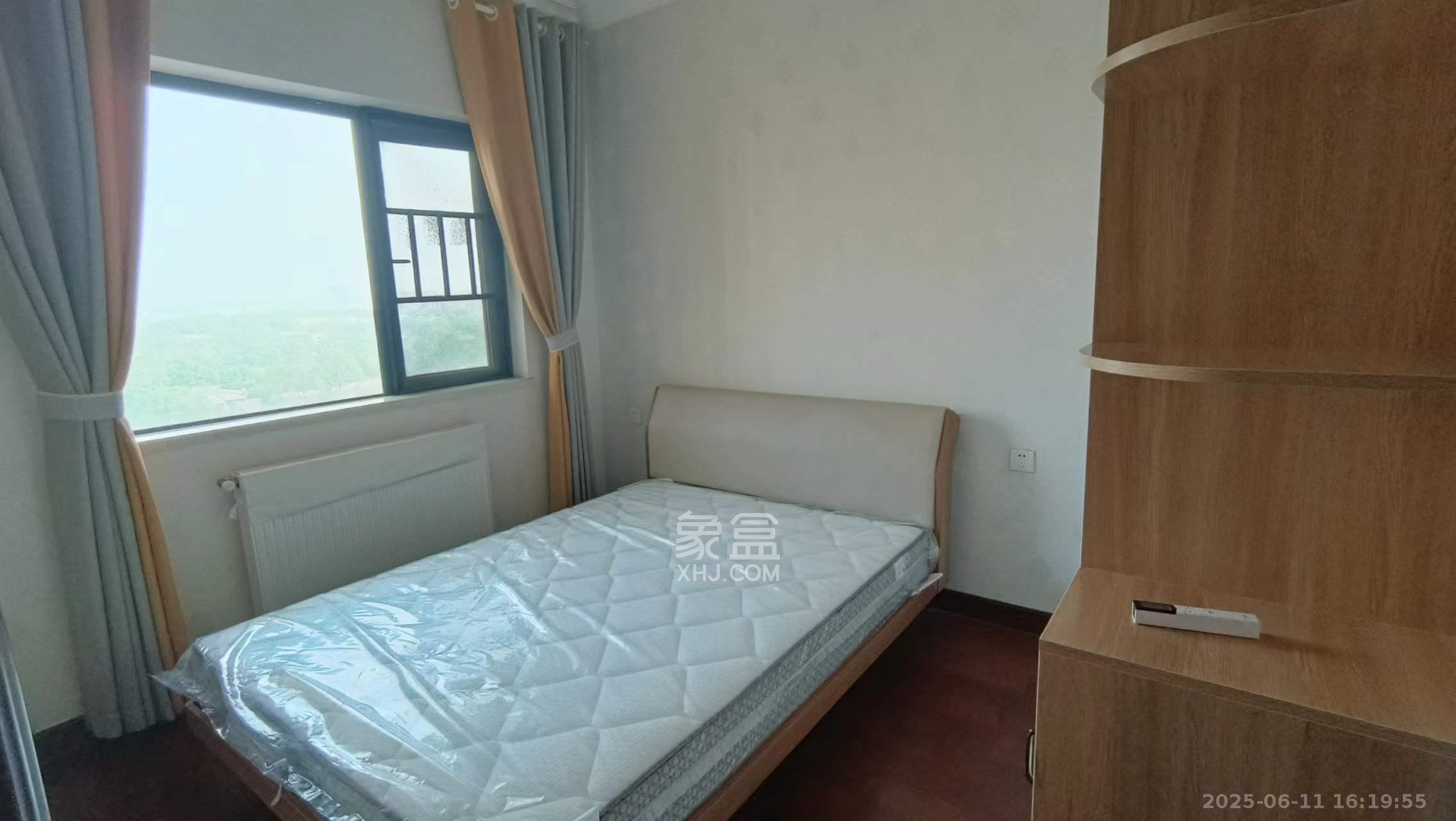 恒大御景天下城一期  3室2厅2卫    2500.0元/月室内图