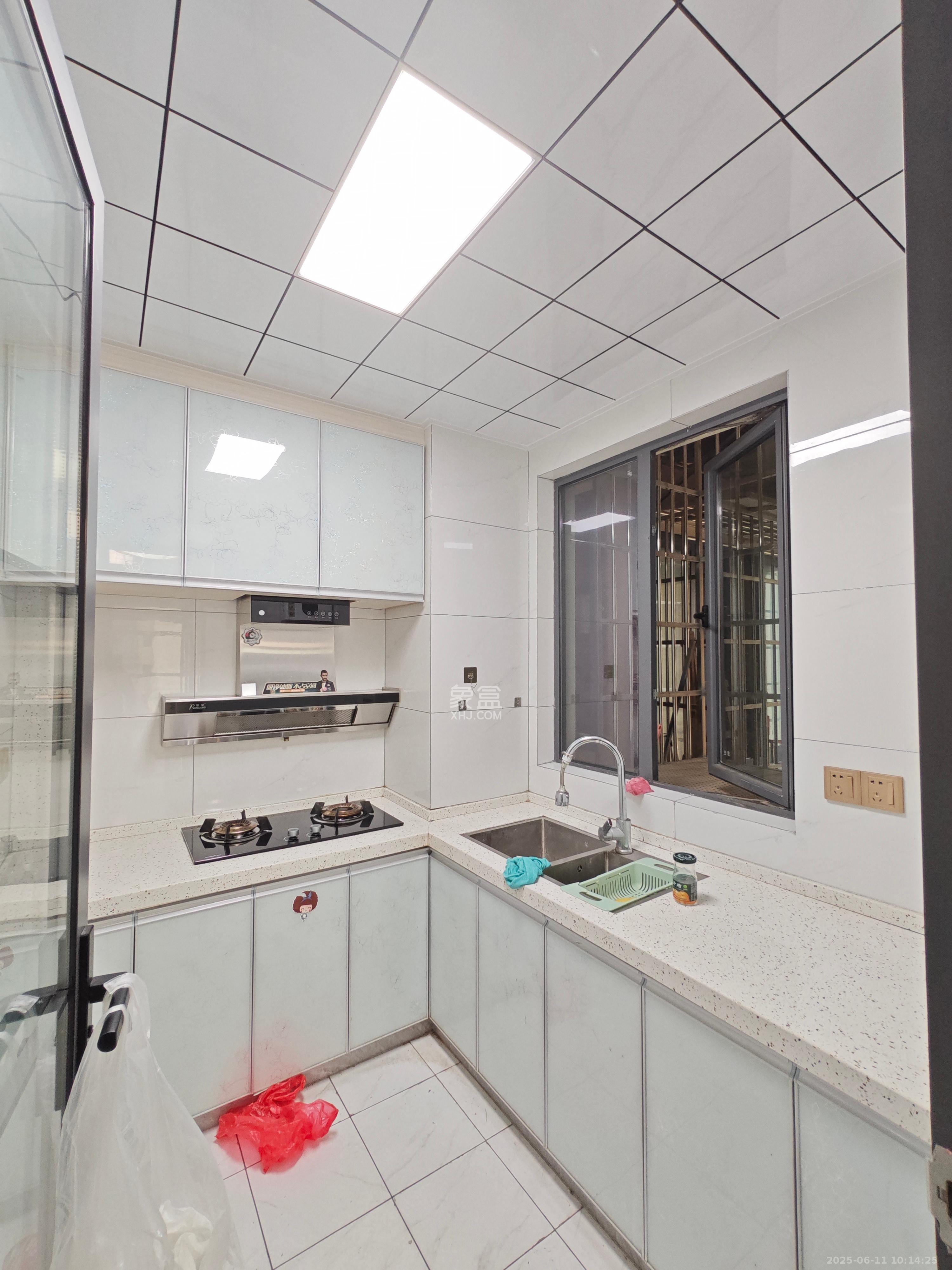 真人桥家园一期 2室2厅1卫 1800.0元/月 真人桥家园一期 2室2厅1卫 1800.0元/月室内图