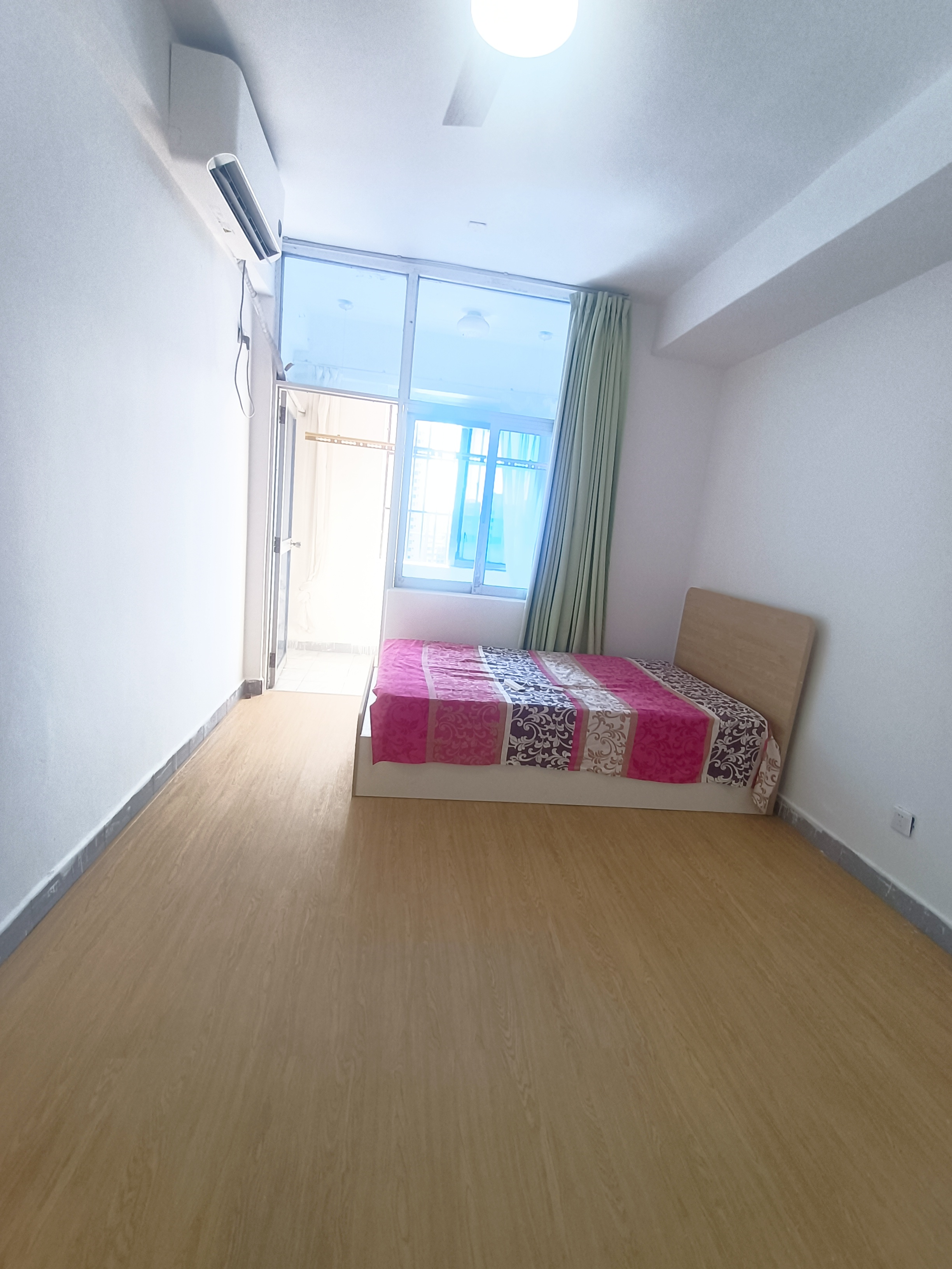 港苑小区  2室1厅1卫   1800.00元/月室内图
