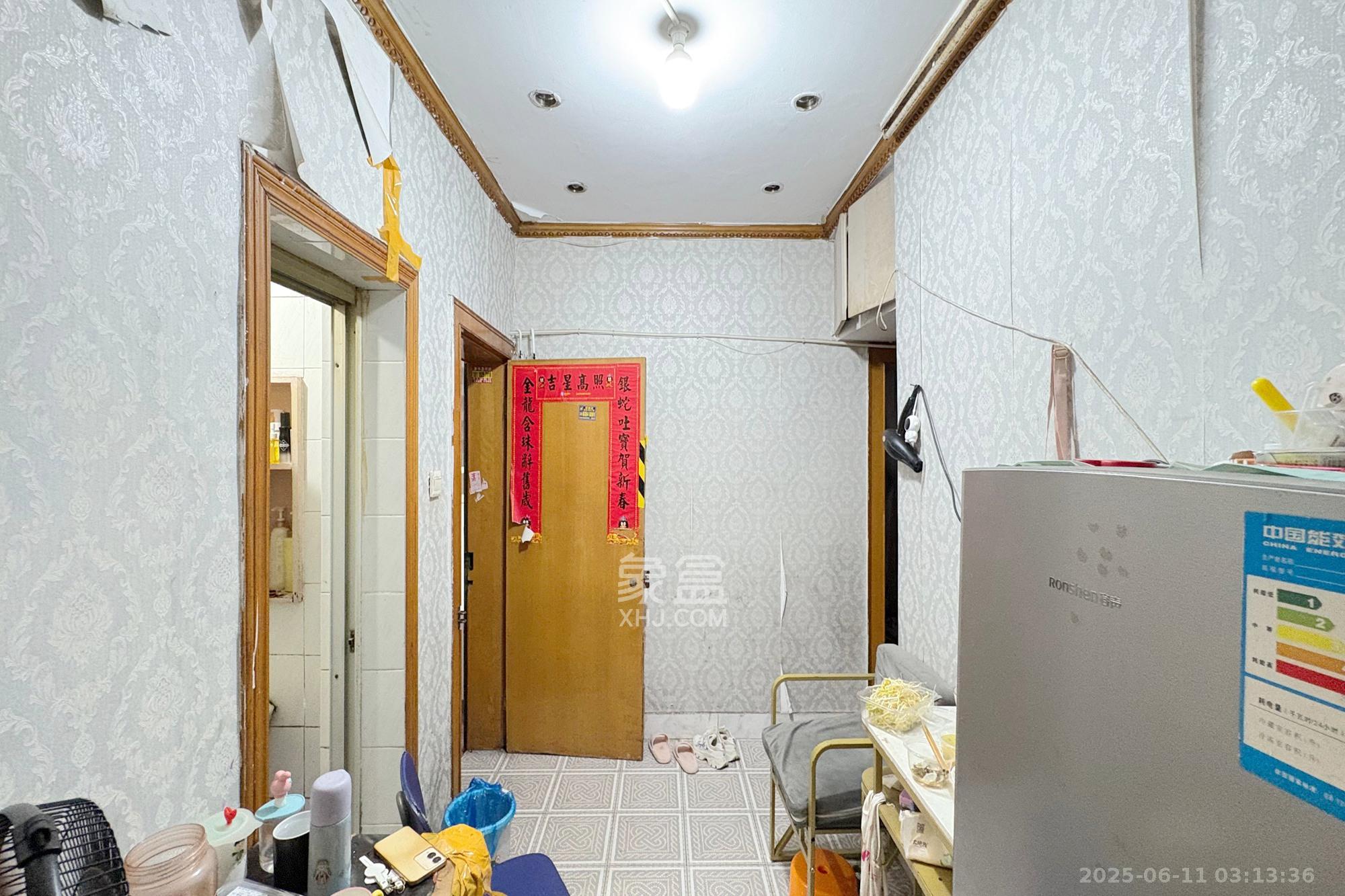 省商务厅宿舍  3室1厅1卫   49.00万