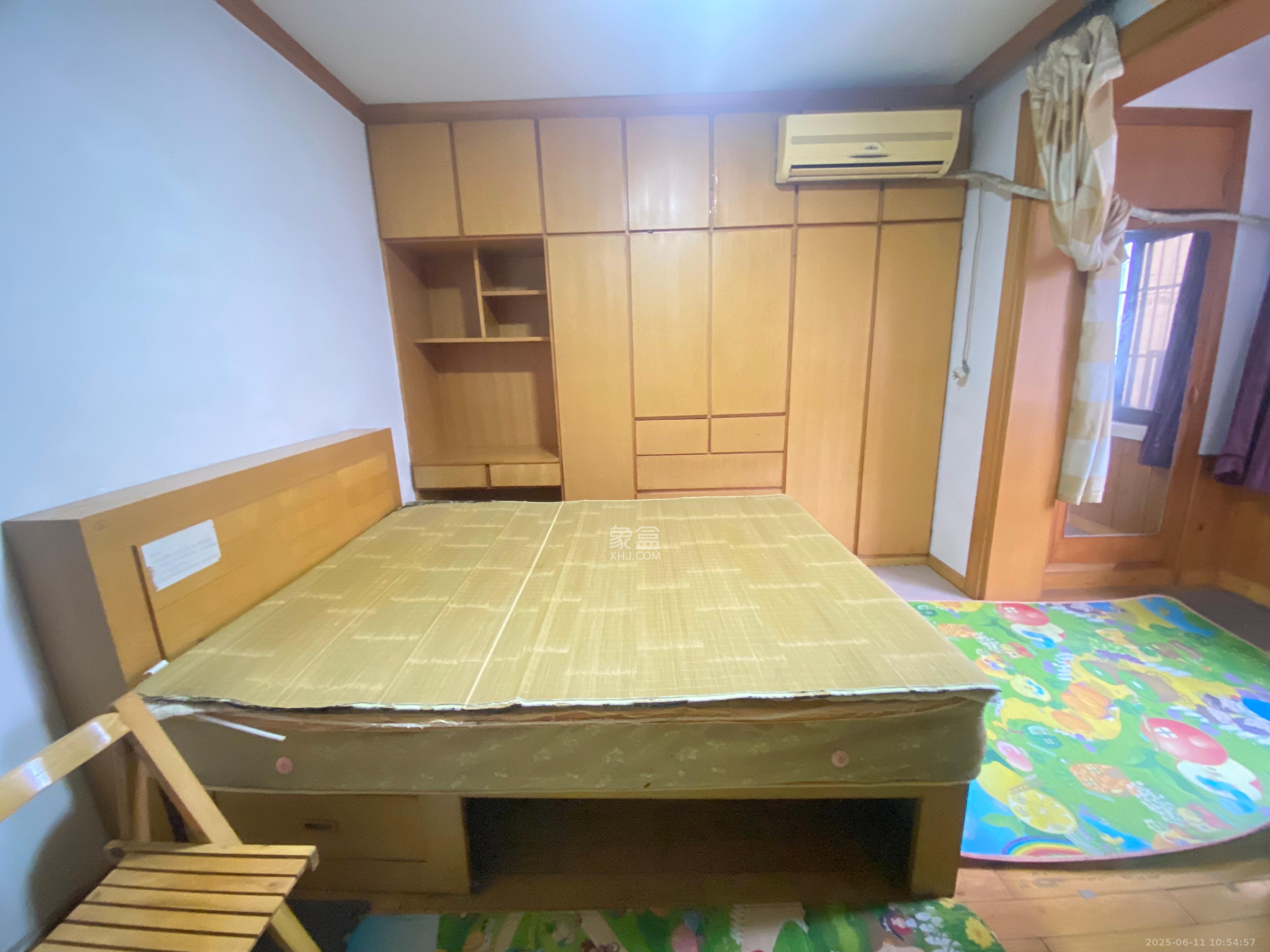 东塘电力院  2室1厅1卫    1300.0元/月 东塘电力院  2室1厅1卫    1300.0元/月室内图