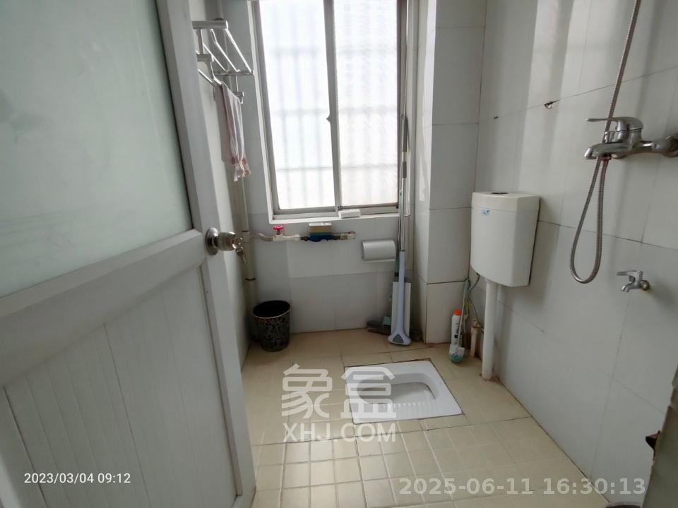 湘绣城 3室2厅1卫 1500.0元/月 湘绣城 3室2厅1卫 1500.0元/月室内图